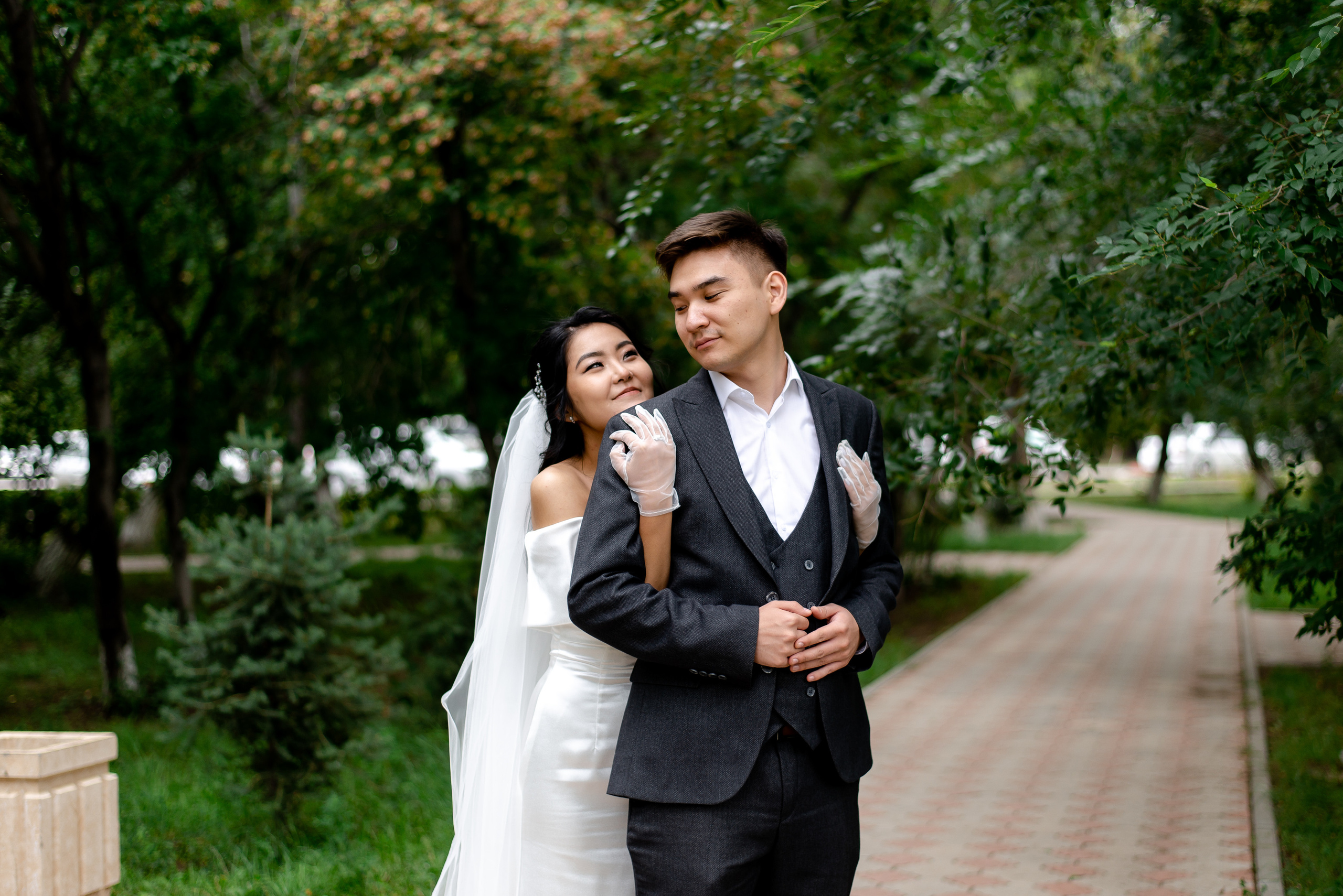 SANZHAR & SALTANAT. Ельжан Куттыгожин