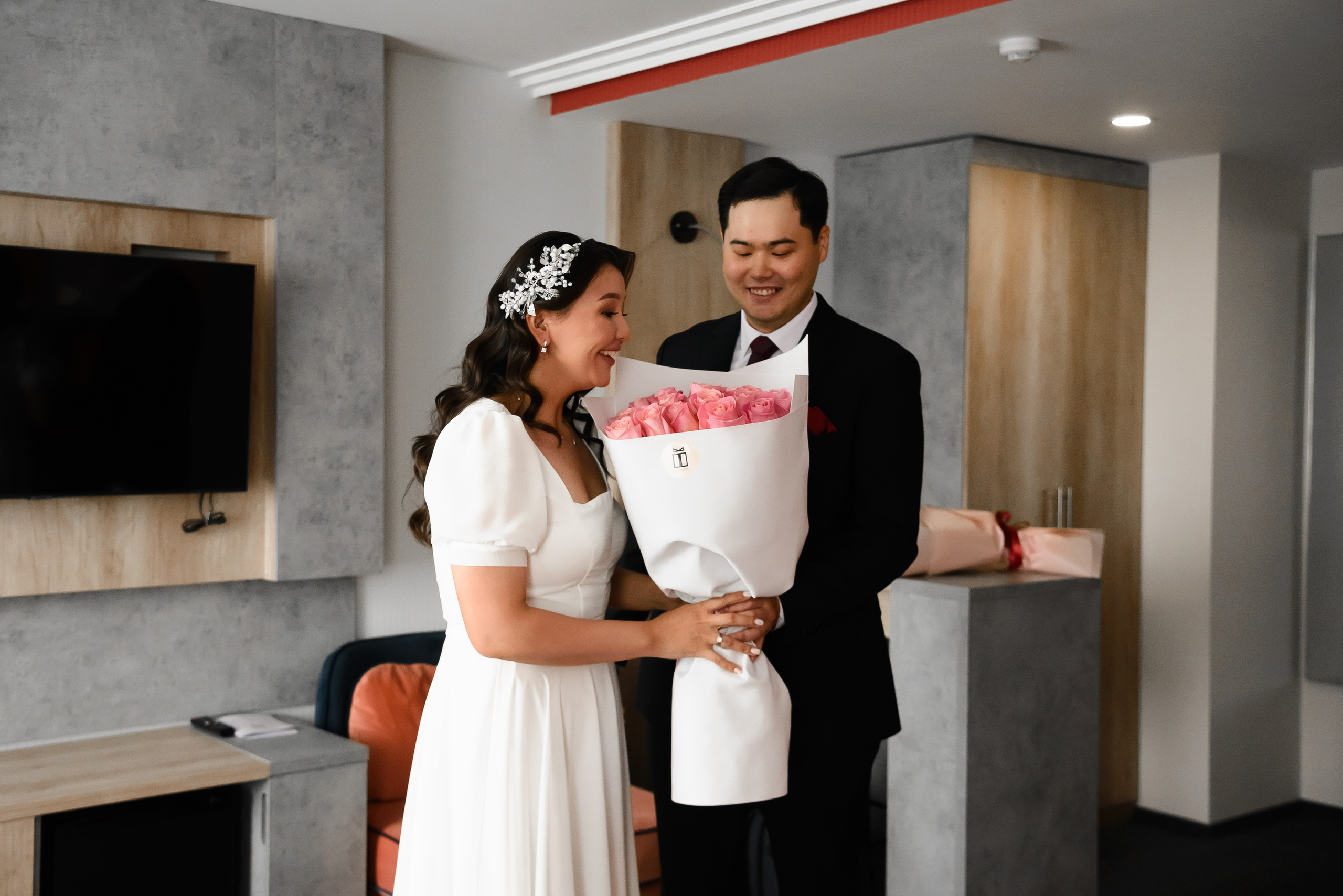 ZARINA QUZ-UZATU. Ельжан Куттыгожин