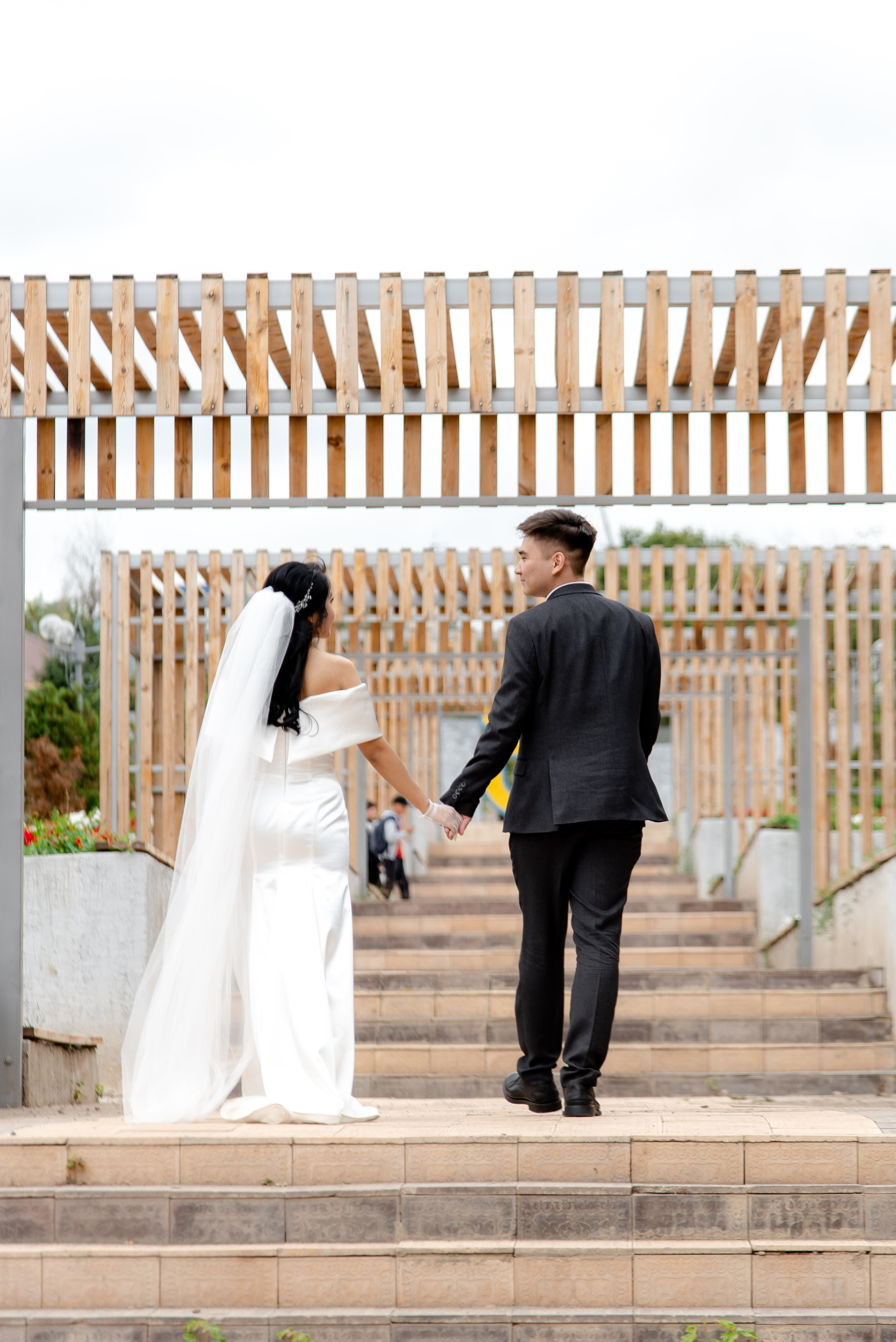 SANZHAR & SALTANAT. Ельжан Куттыгожин