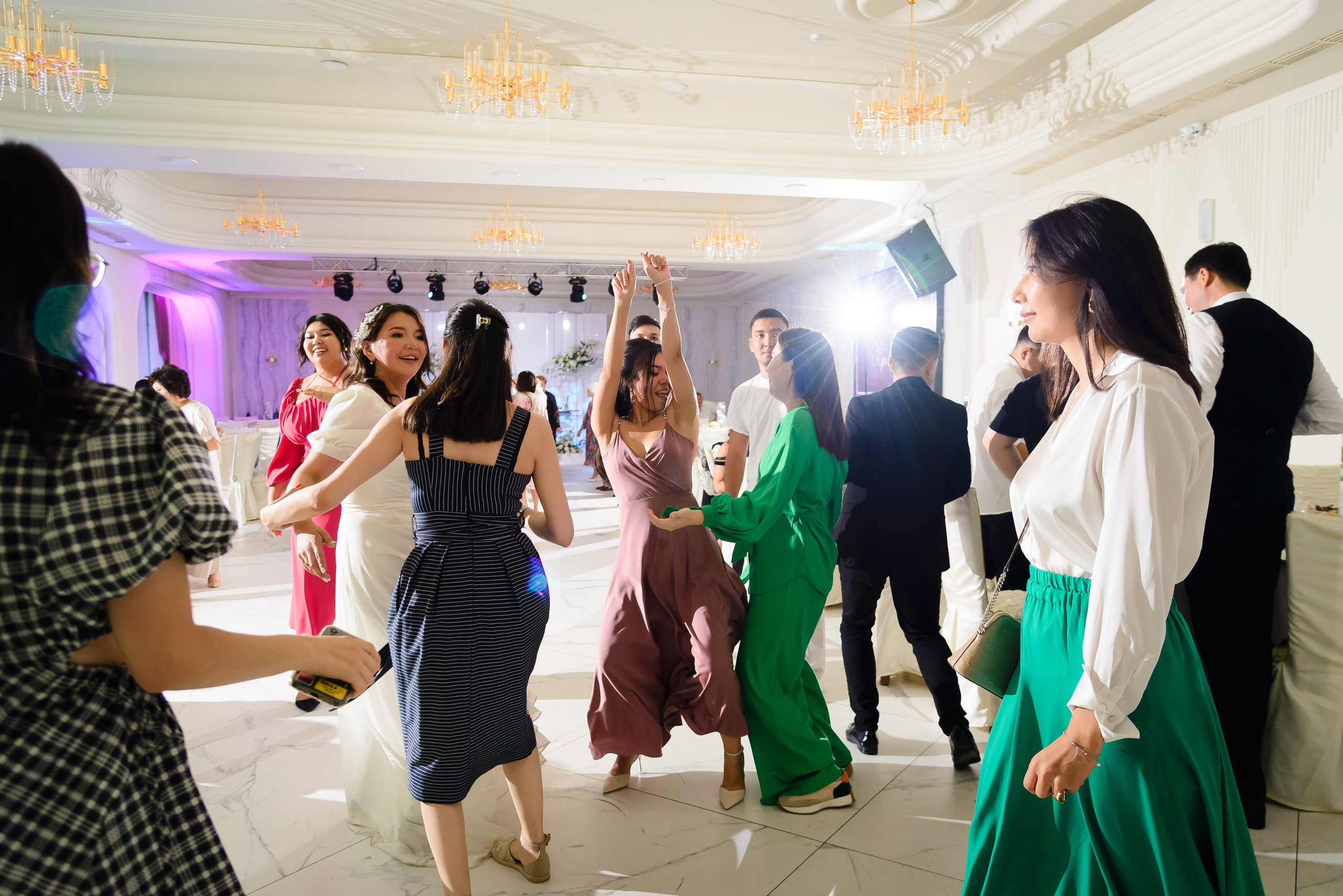 TOREHAN & ARAYLYM. Ельжан Куттыгожин