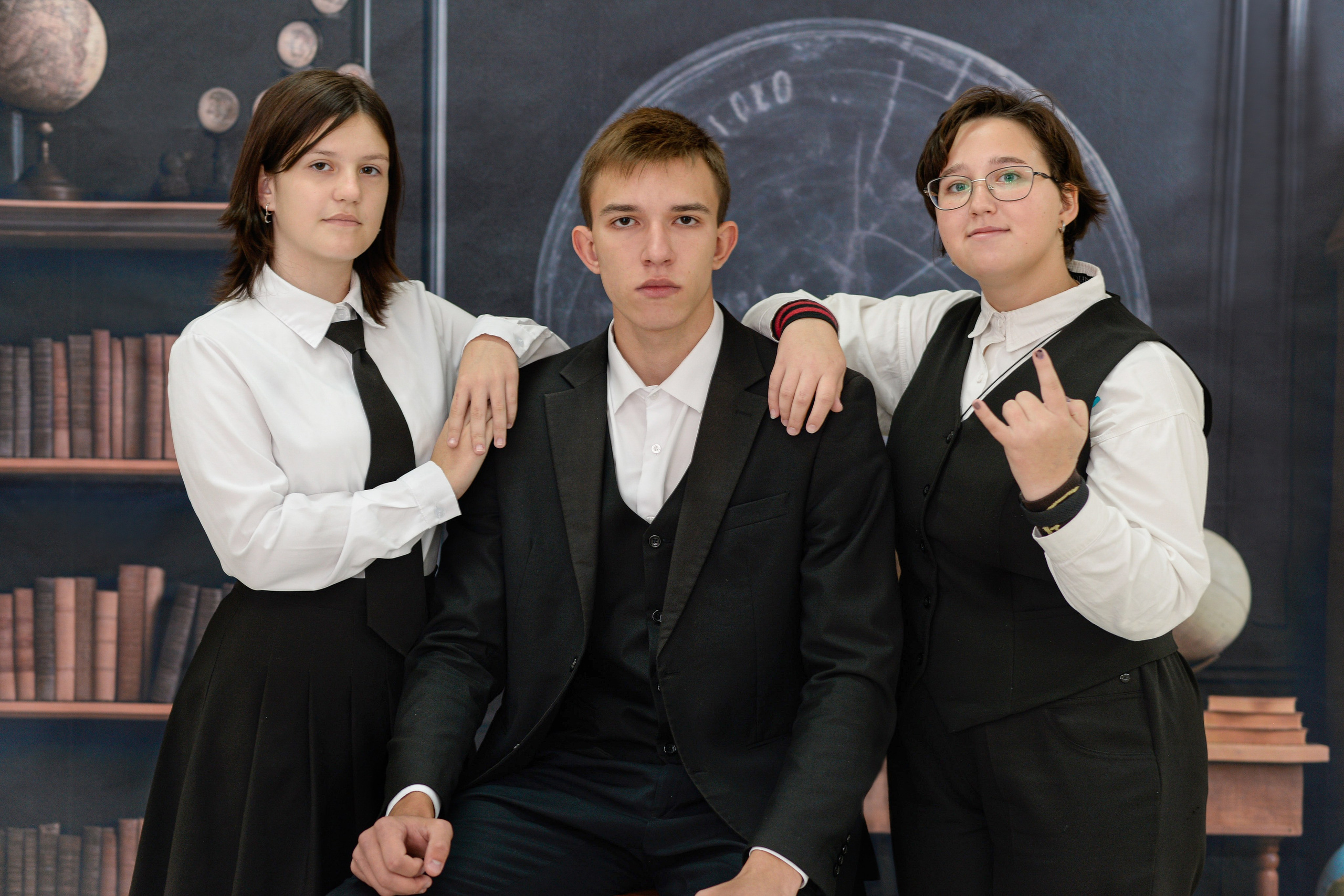 Примеры съемочных дней выпуск 2025-2026. Фотограф в Приморско-Ахтарске — Свадьбы, Школы, Фотоальбомы