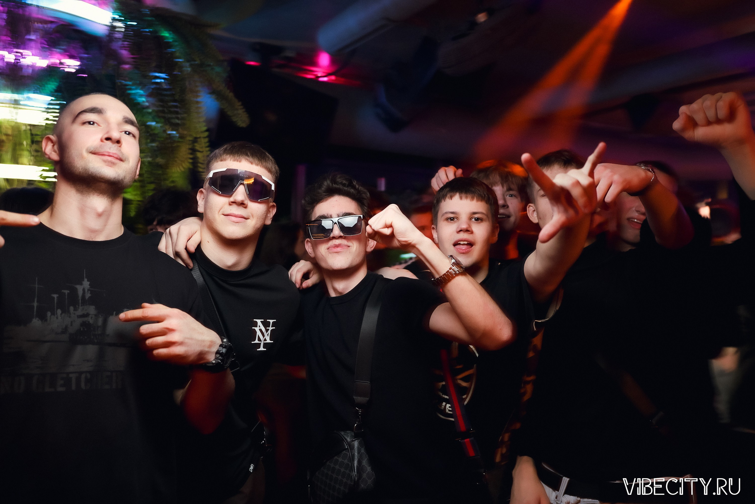 DOUBLE U. VIBECITY.RU Вайб Сити Ру Фоторепортажи Фотоотчеты Калининград