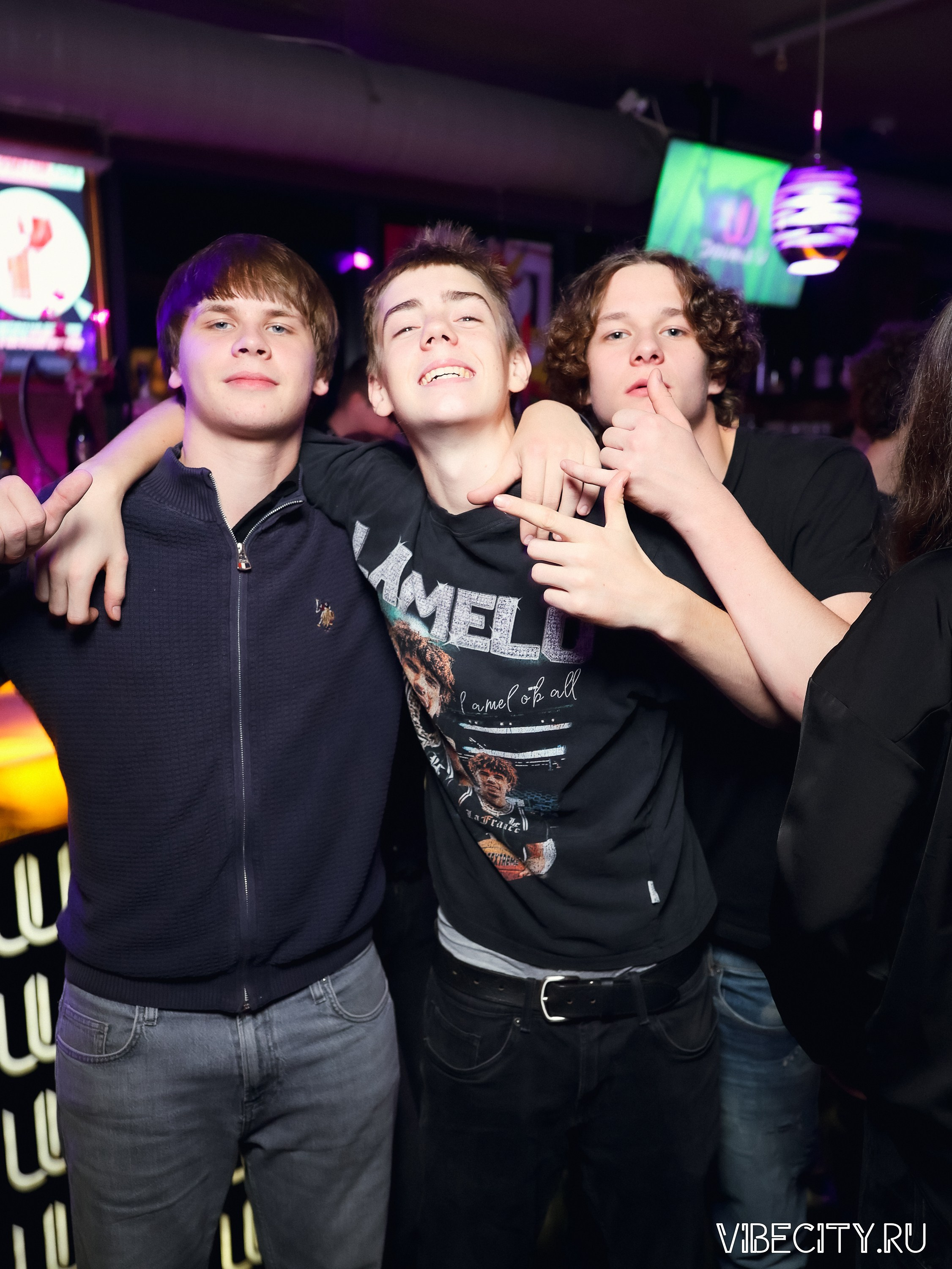 DOUBLE U. VIBECITY.RU Вайб Сити Ру Фоторепортажи Фотоотчеты Калининград