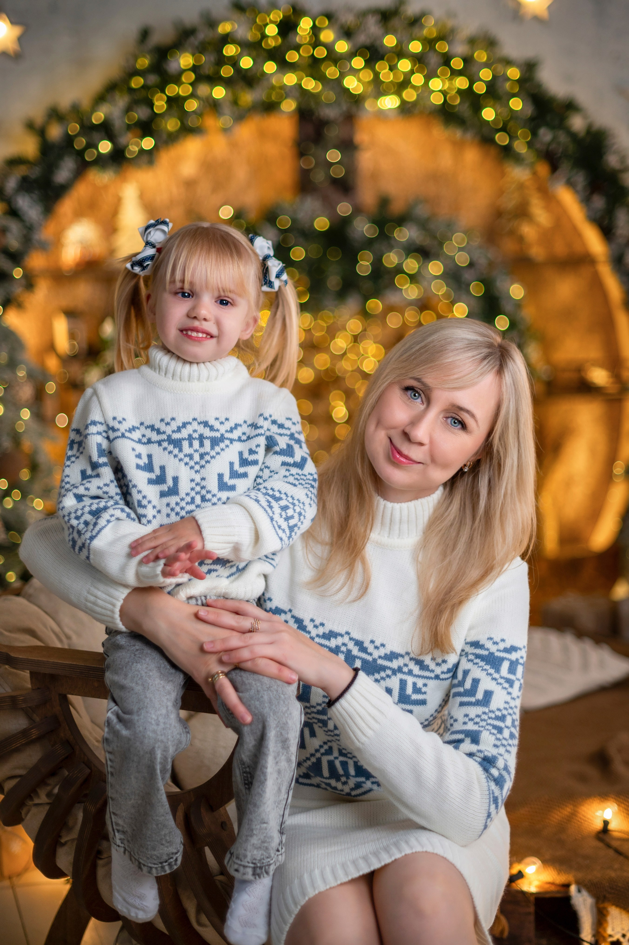 Семейная фотосессия студия Леонардо. Детский и семейный фотограф г. Москва Оксана Катаджи