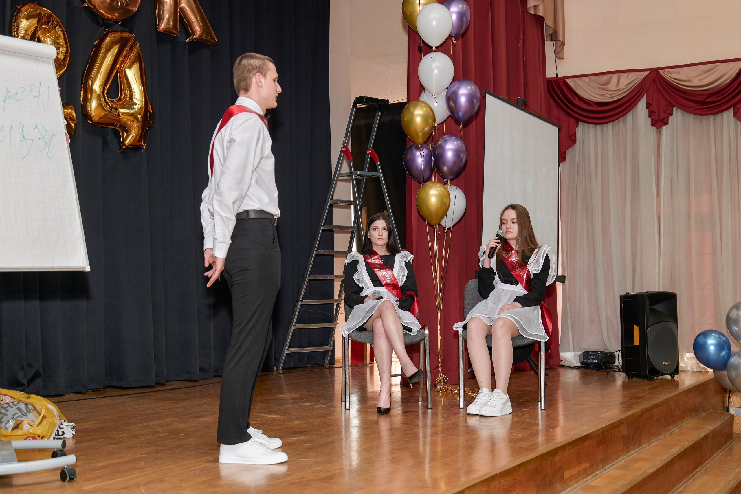 Последний звонок школа 1413. Детский и семейный фотограф г. Москва Оксана Катаджи