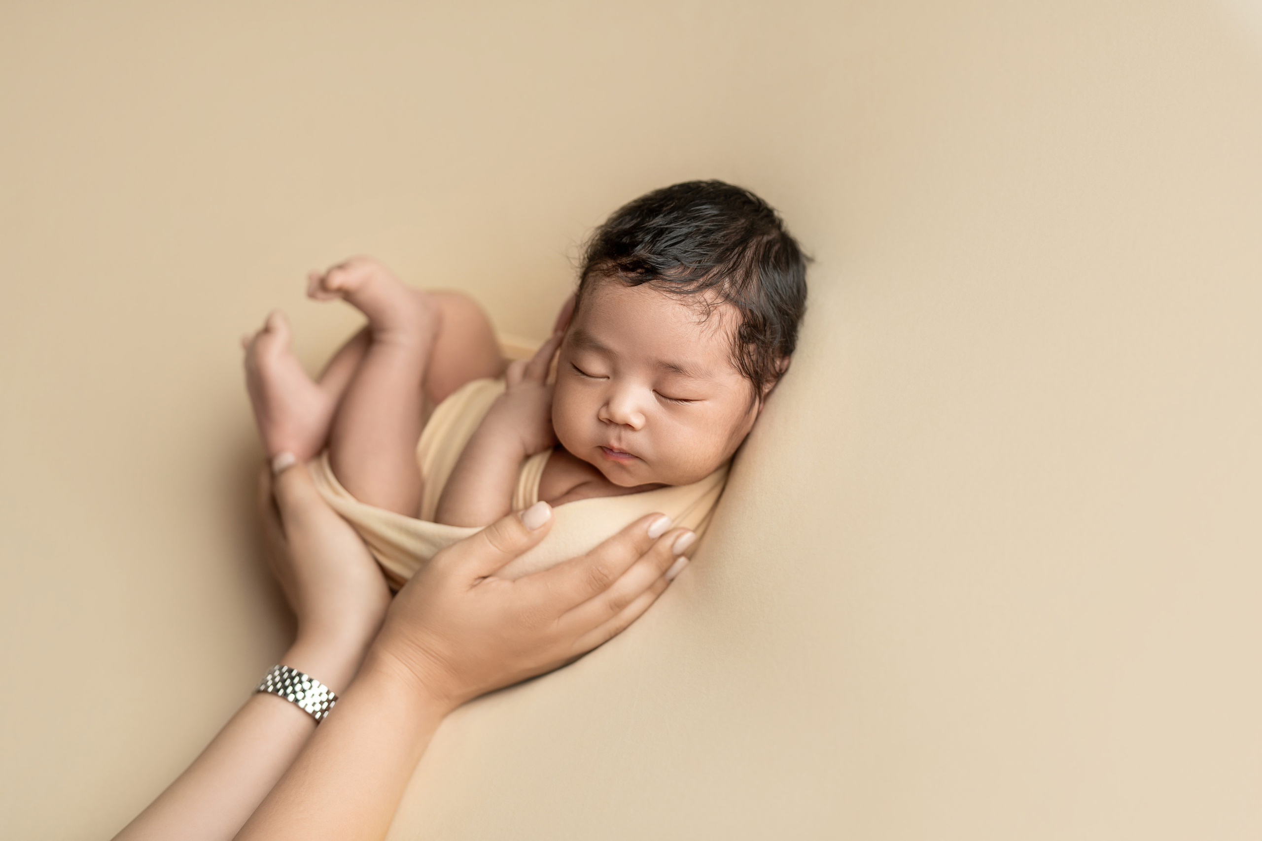 Newborn. Творческая команда Ульяшевы, свадебная и семейная фотография. Кахахста