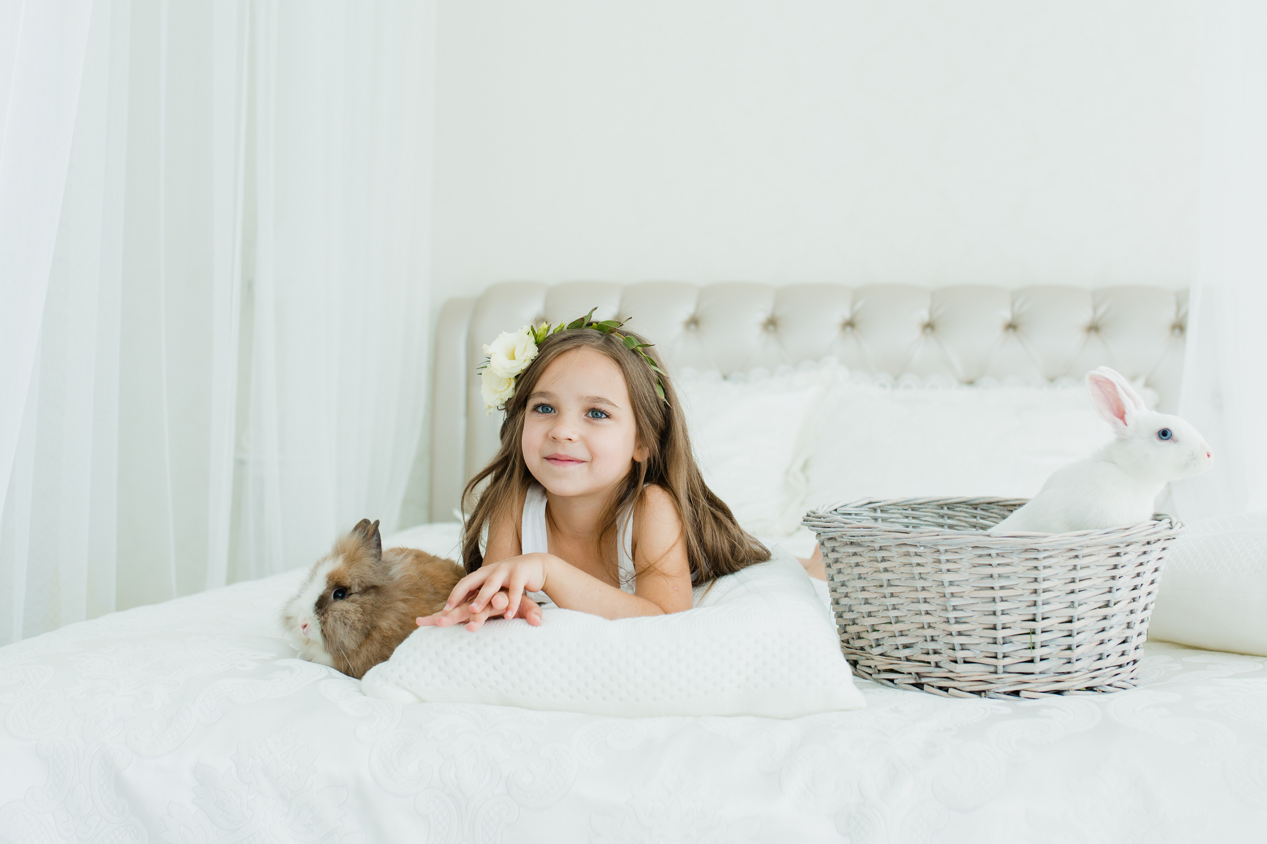 Маленькая принцесса Настя вместе с мамой Людмилой. Семейный и свадебный фотограф в Минске Ирина Тихонова