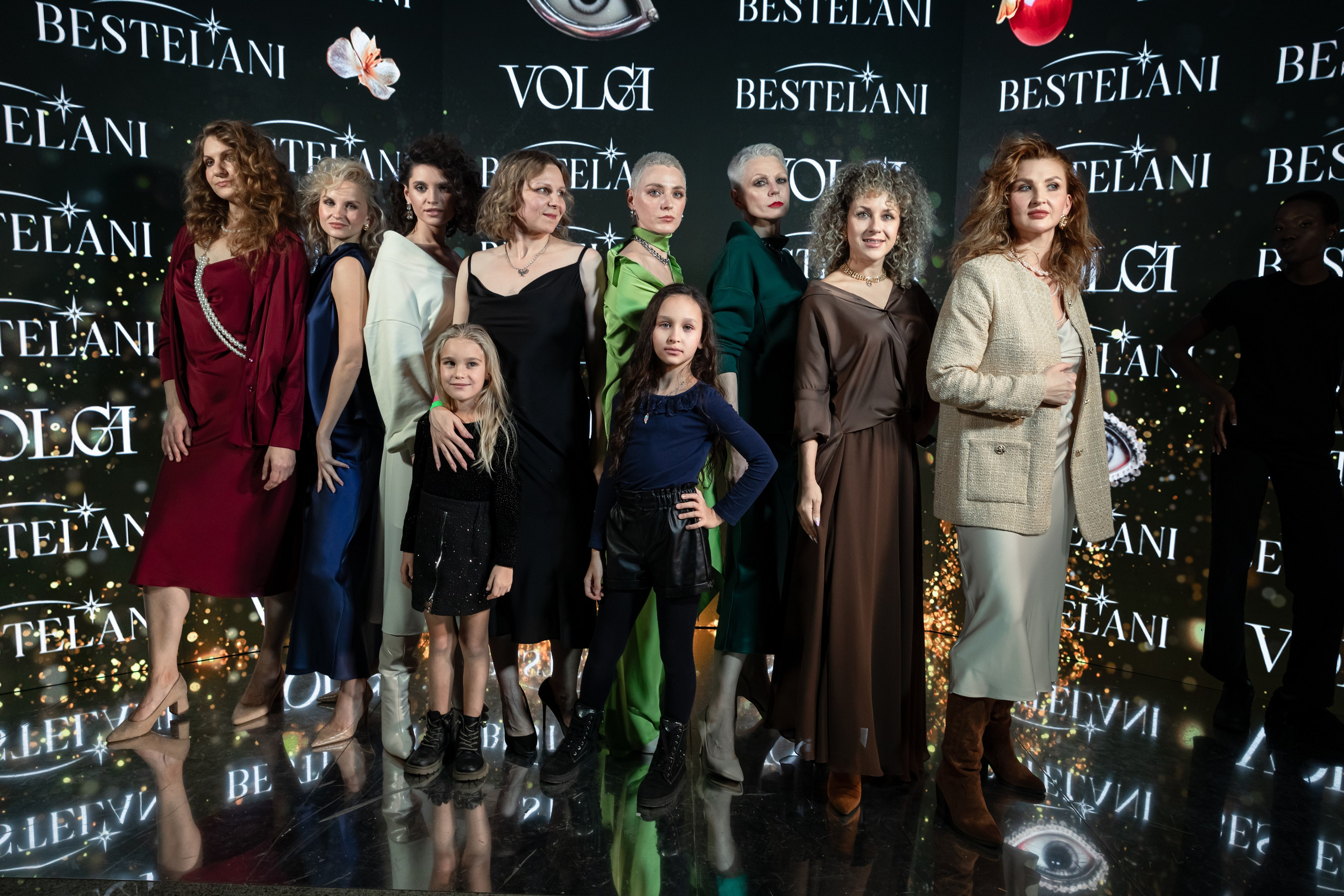 Фотозона Показа | Volga Fashion Week. Фотограф брендов и бизнеса в Москве Алексей Сентюрин