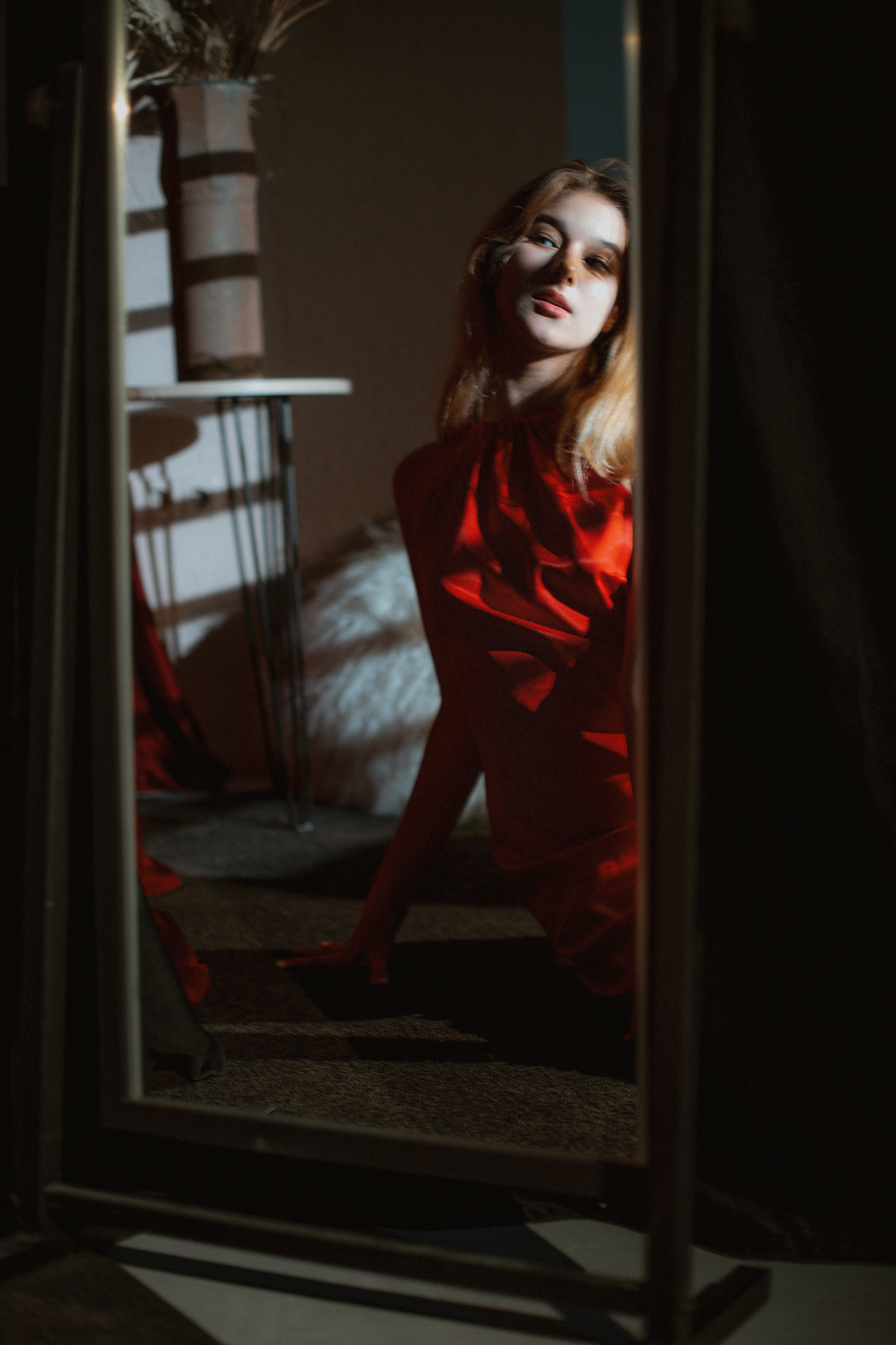 RED DRESS. Polaroud love