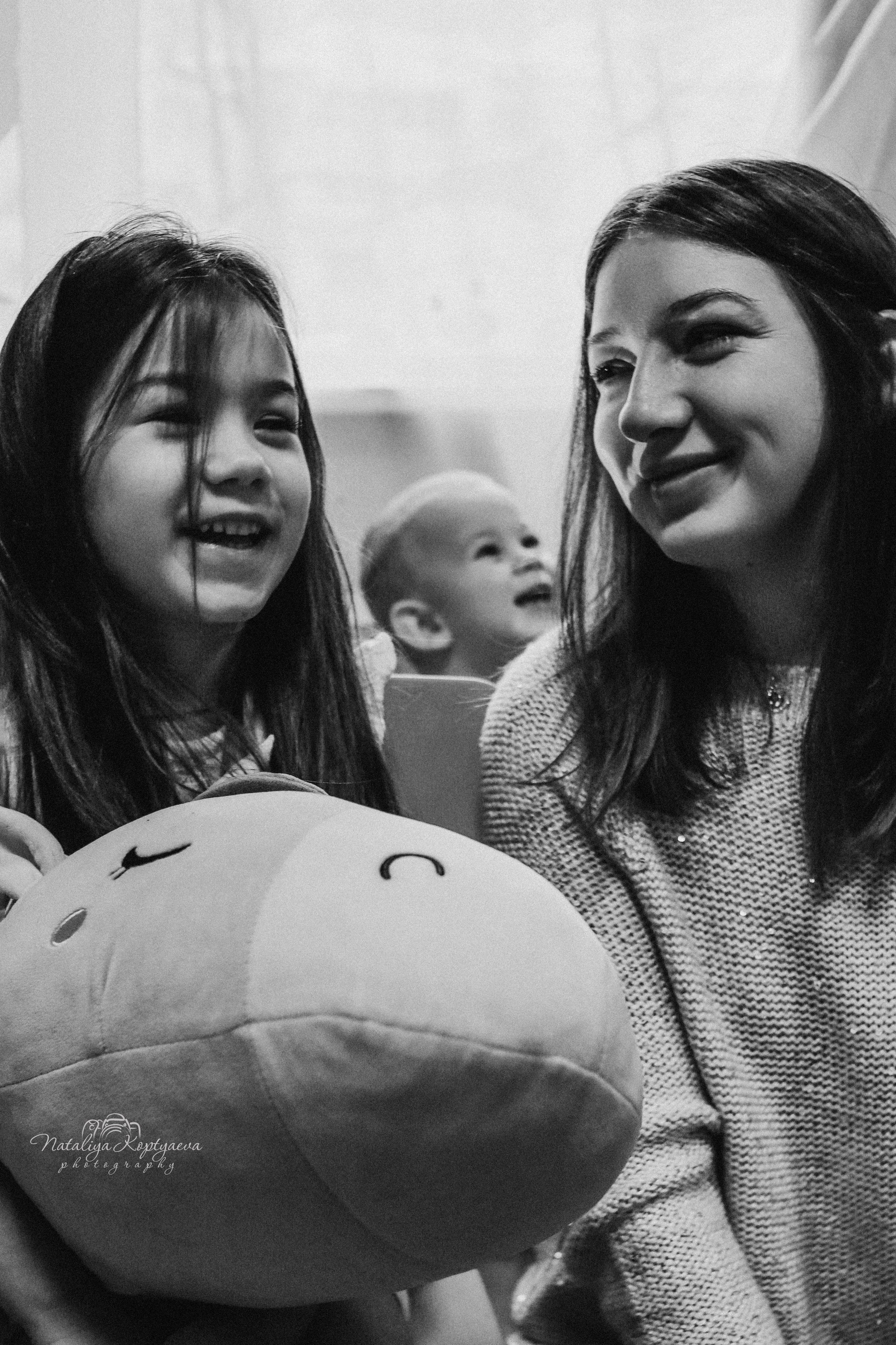 Семейная домашняя фотосессия Москва Марьино. Ретушь новорожденных, обучение ретуши новорожденных, Наталия Коптяева