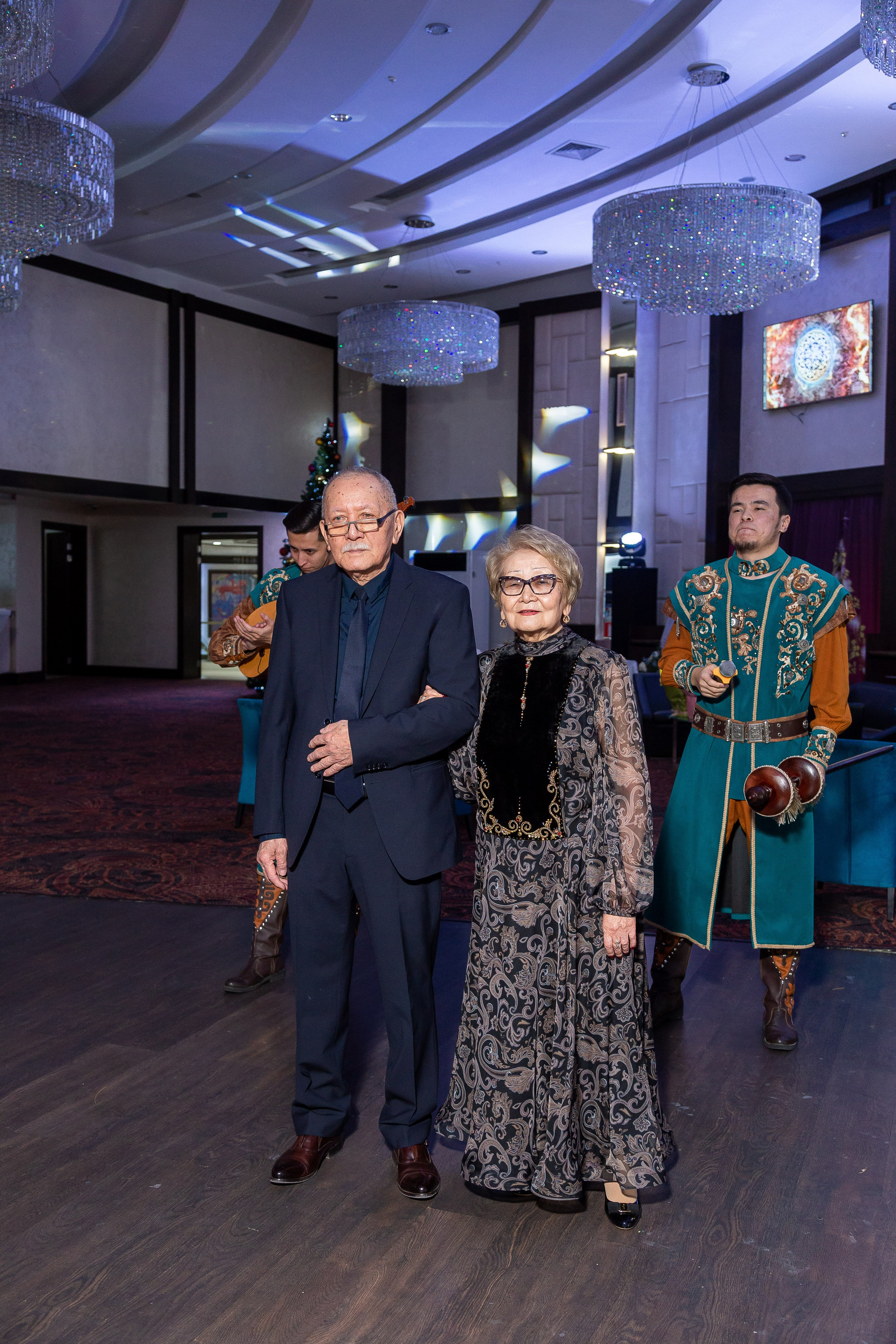 Айша Юбилей 80 лет. Свадебный фотограф в Алматы Айгерим Верба