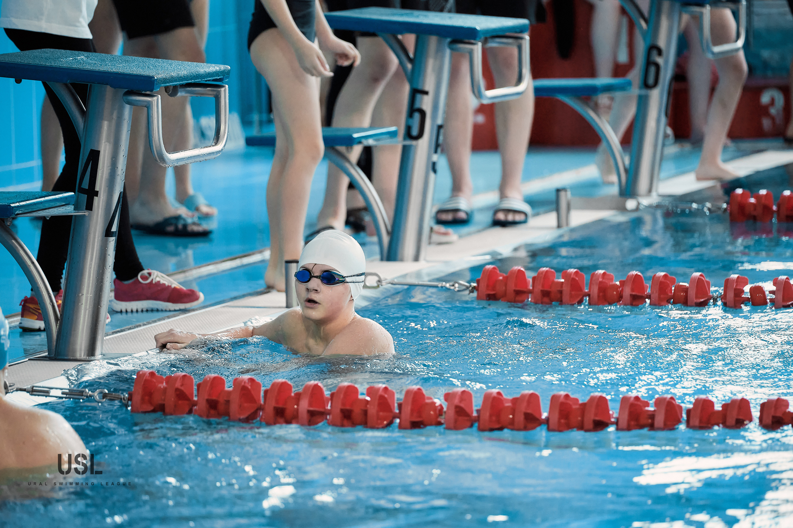 Спорт — плавание. Фотограф в Екатеринбурге Наталия Нарышкина, бизнес контент, танец