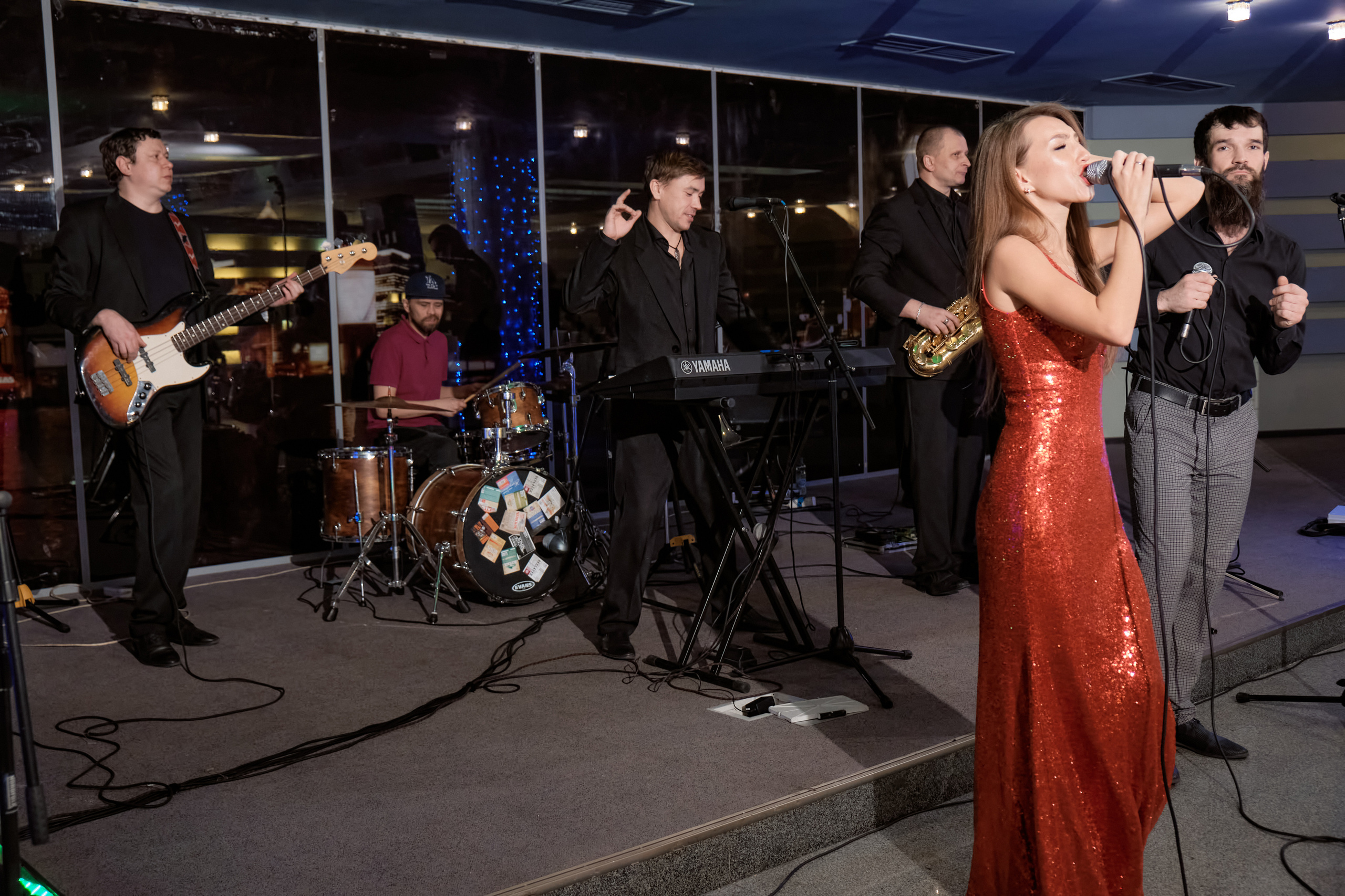 Корпоратив_2021. Фотограф в Екатеринбурге Наталия Нарышкина, бизнес контент, танец