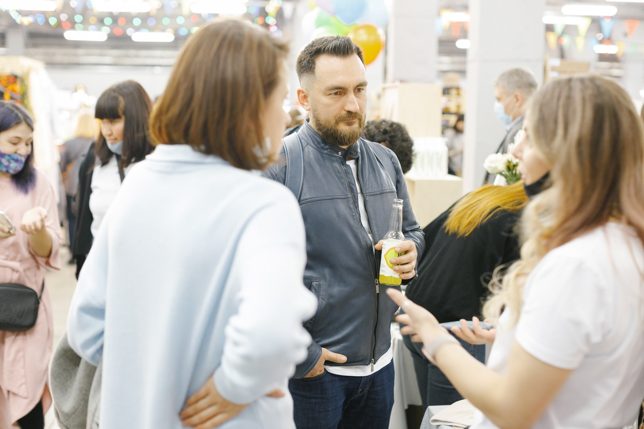 10–11 апреля 2021 на Трёхгорной мануфактуре / фото Иван Гущин. Фотоотчеты «Ламбада-маркета»