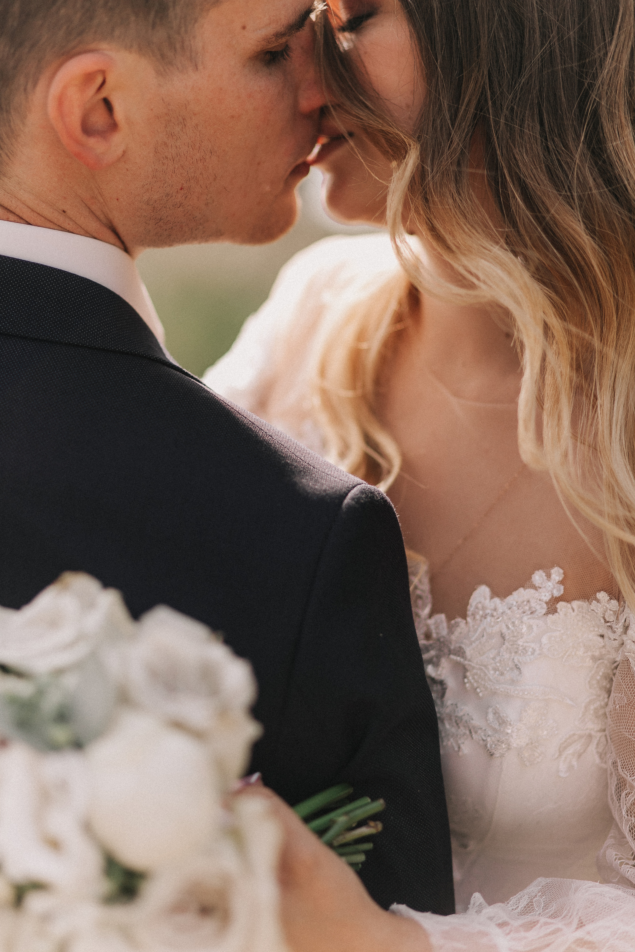 Татьяна и Никита, студия, парк. Свадебный фотограф Юлия Сарапульцева, Ижевск