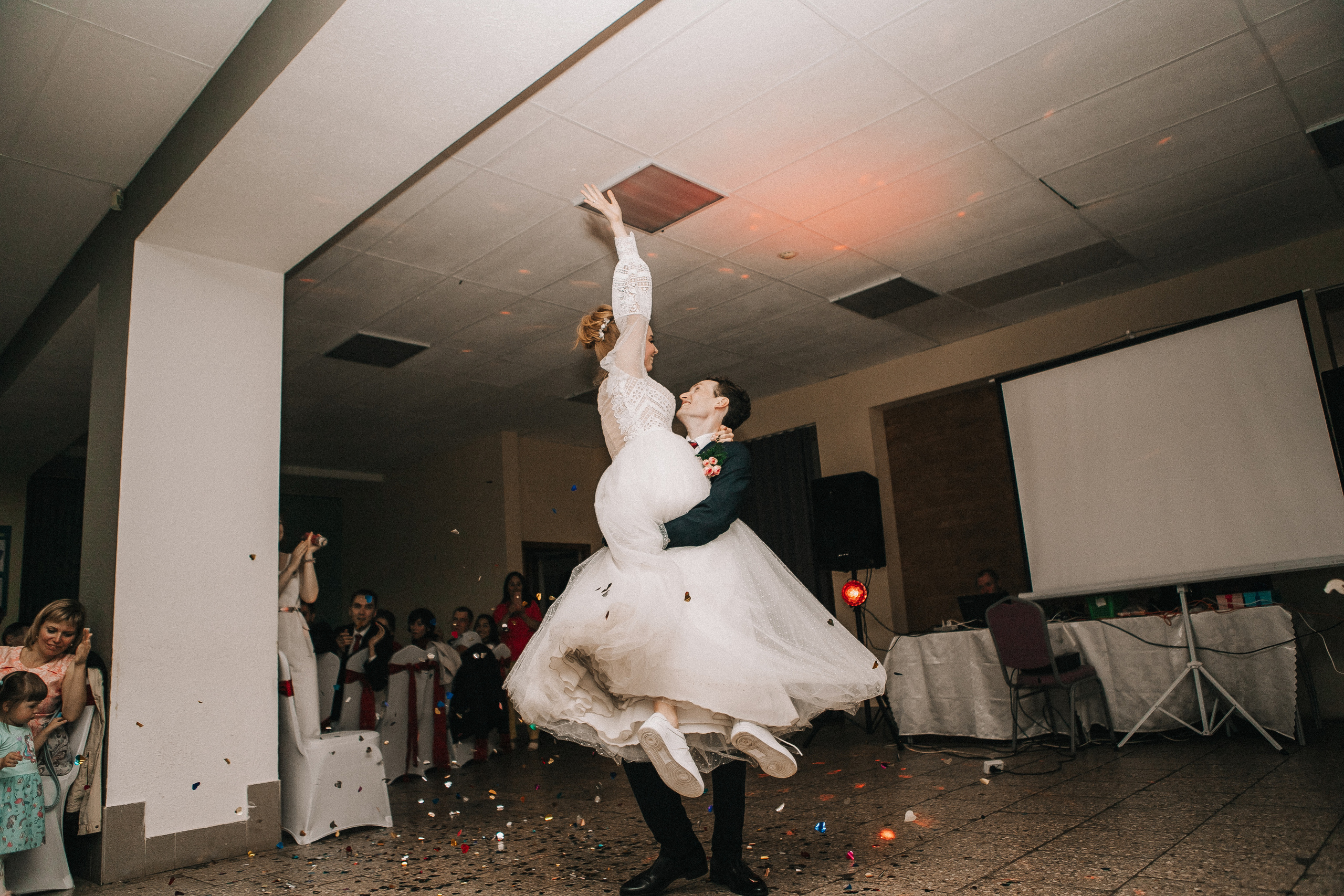 Руслан и Мария, парк Кирова, Ижсталь. Свадебный фотограф Юлия Сарапульцева, Ижевск