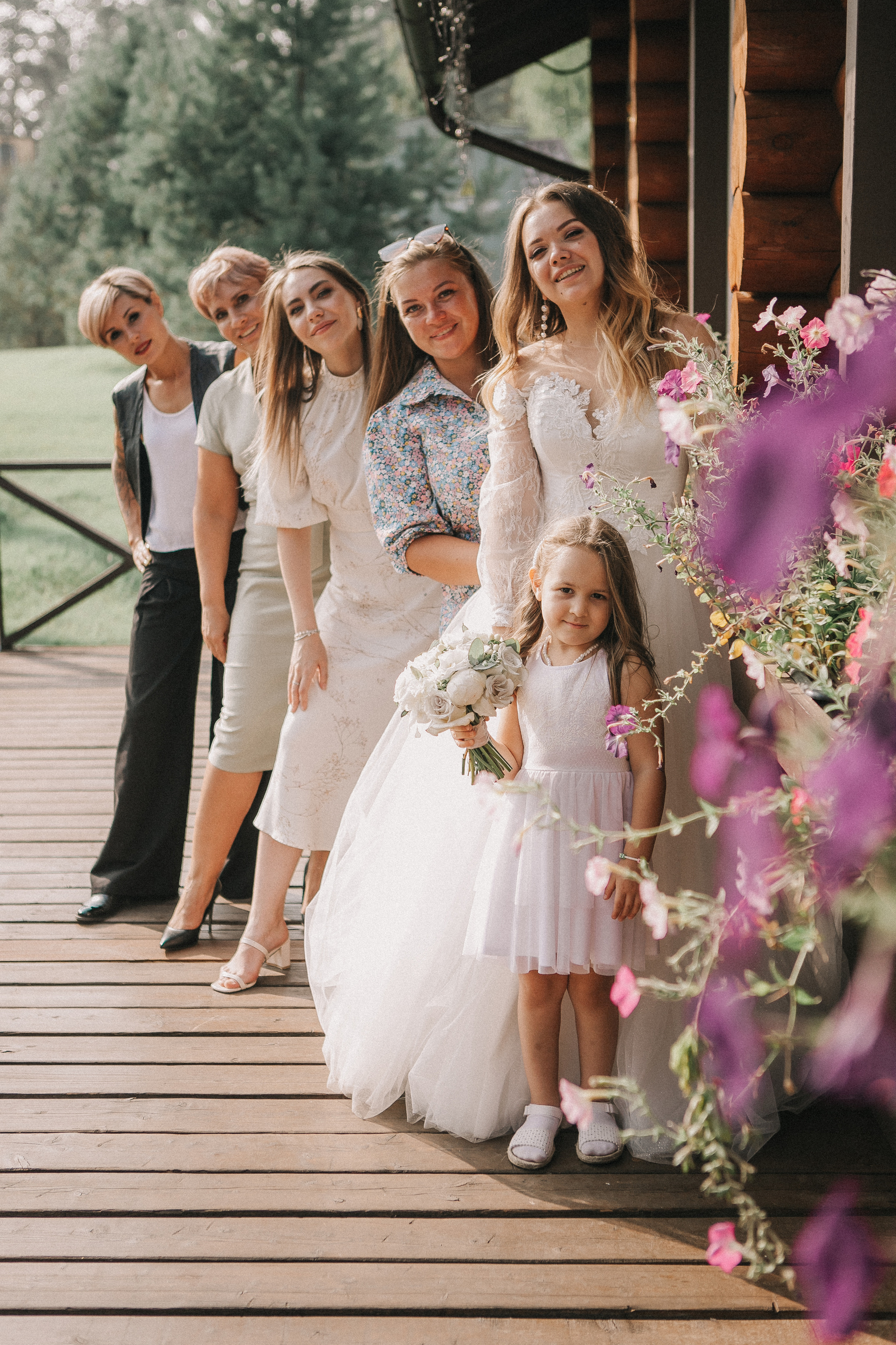 Татьяна и Никита, студия, парк. Свадебный фотограф Юлия Сарапульцева, Ижевск