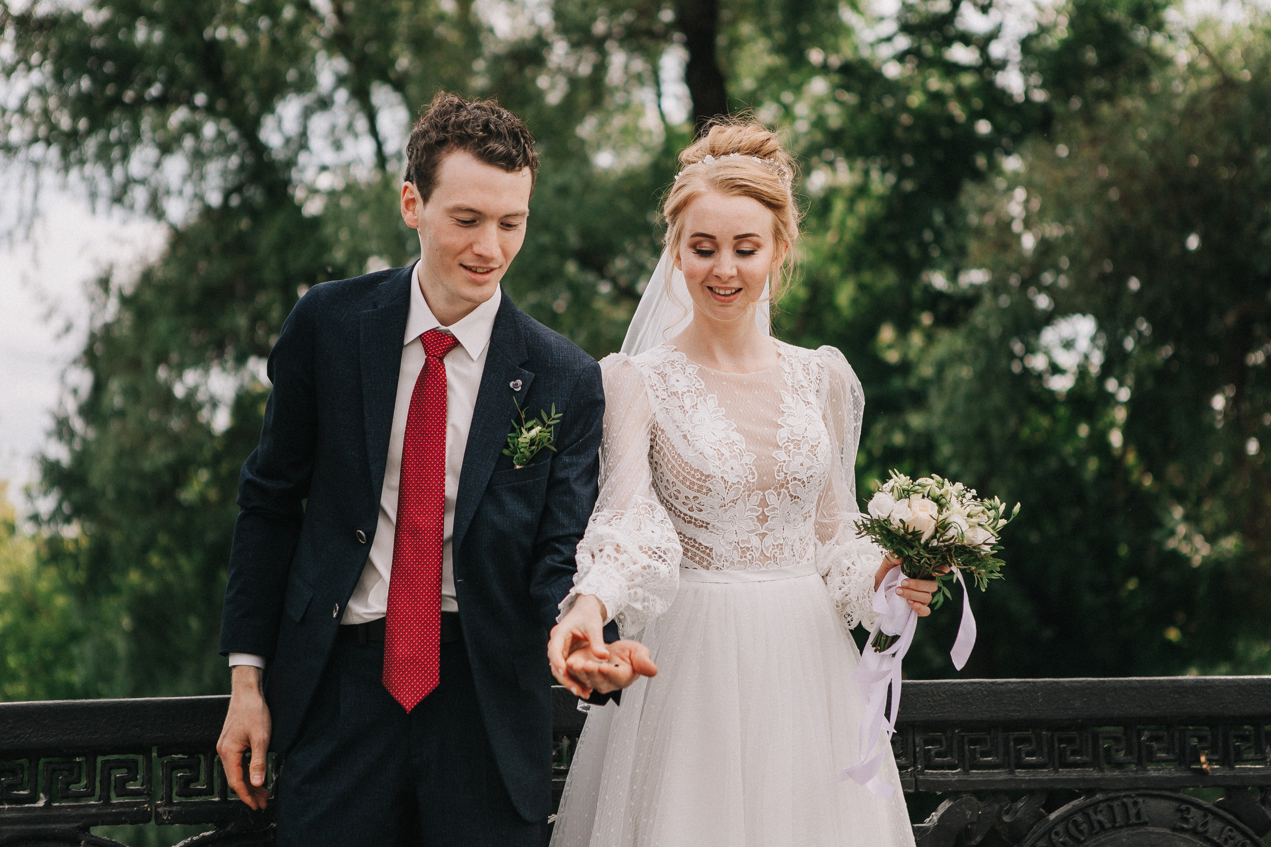 Руслан и Мария, парк Кирова, Ижсталь. Свадебный фотограф Юлия Сарапульцева, Ижевск