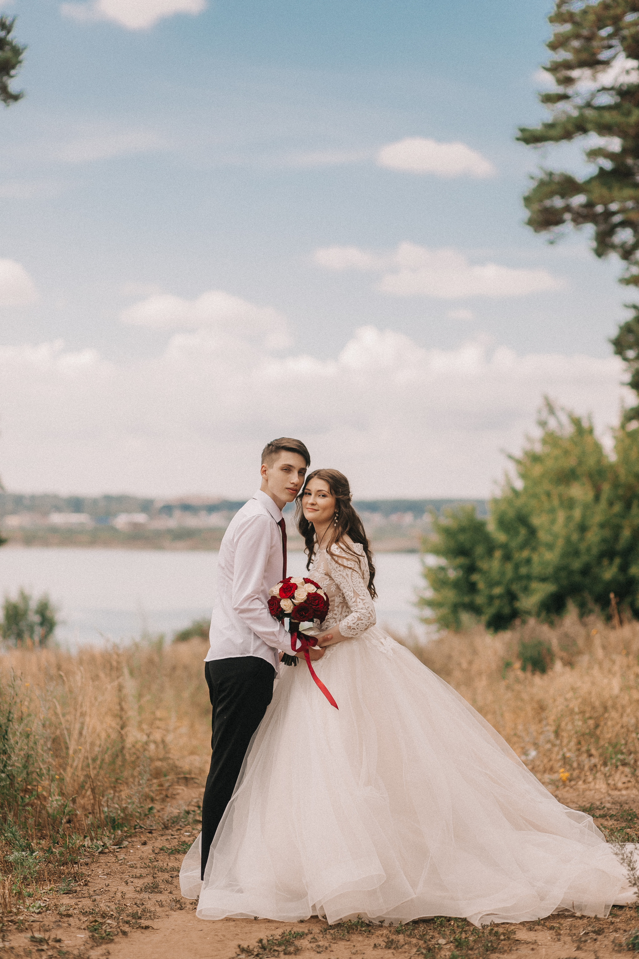 Мариам и Кирилл, Ижсталь, студия, парк Кирова. Свадебный фотограф Юлия Сарапульцева, Ижевск