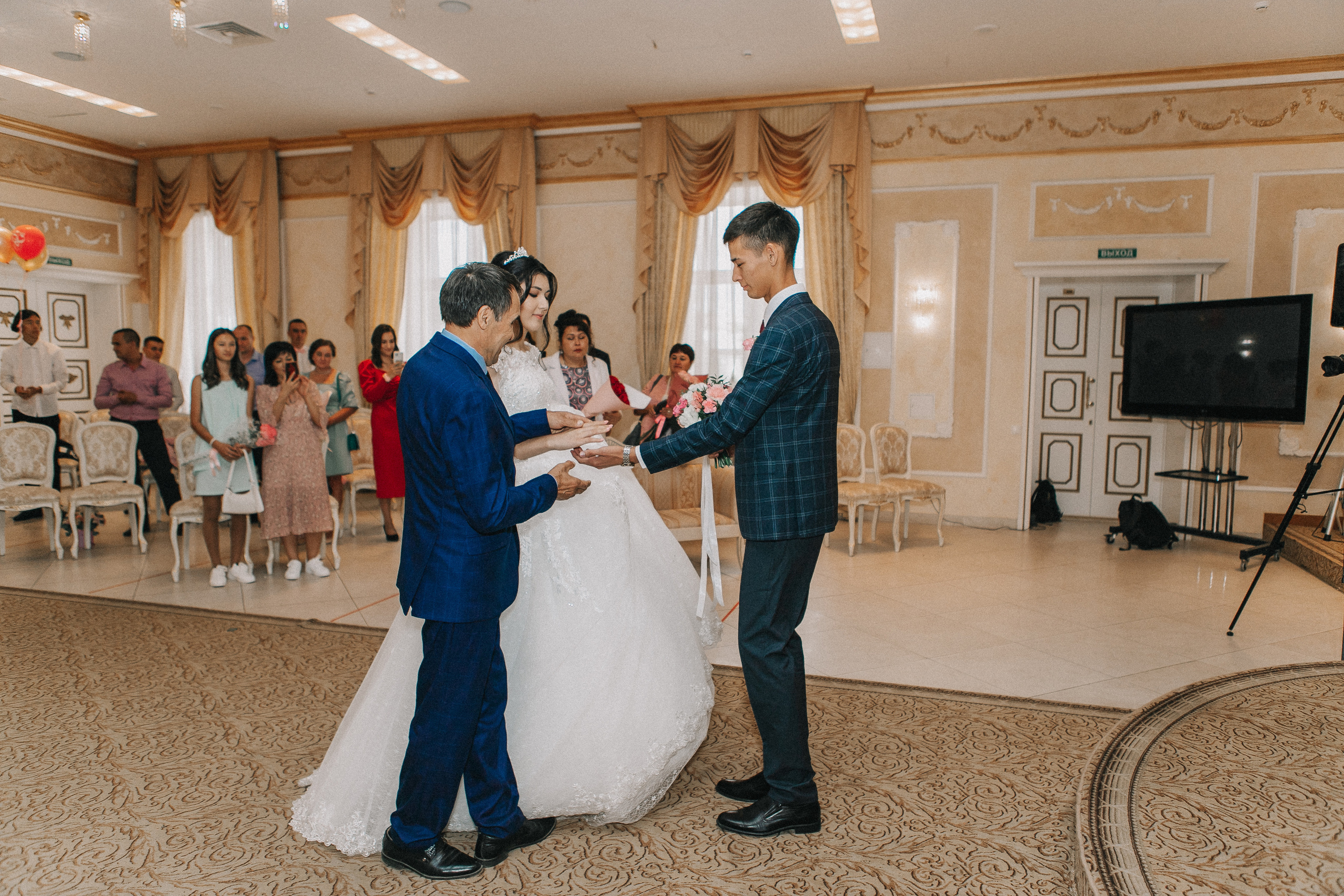 Алсу и Рифат на Чекериле и в студии. Свадебный фотограф Юлия Сарапульцева, Ижевск