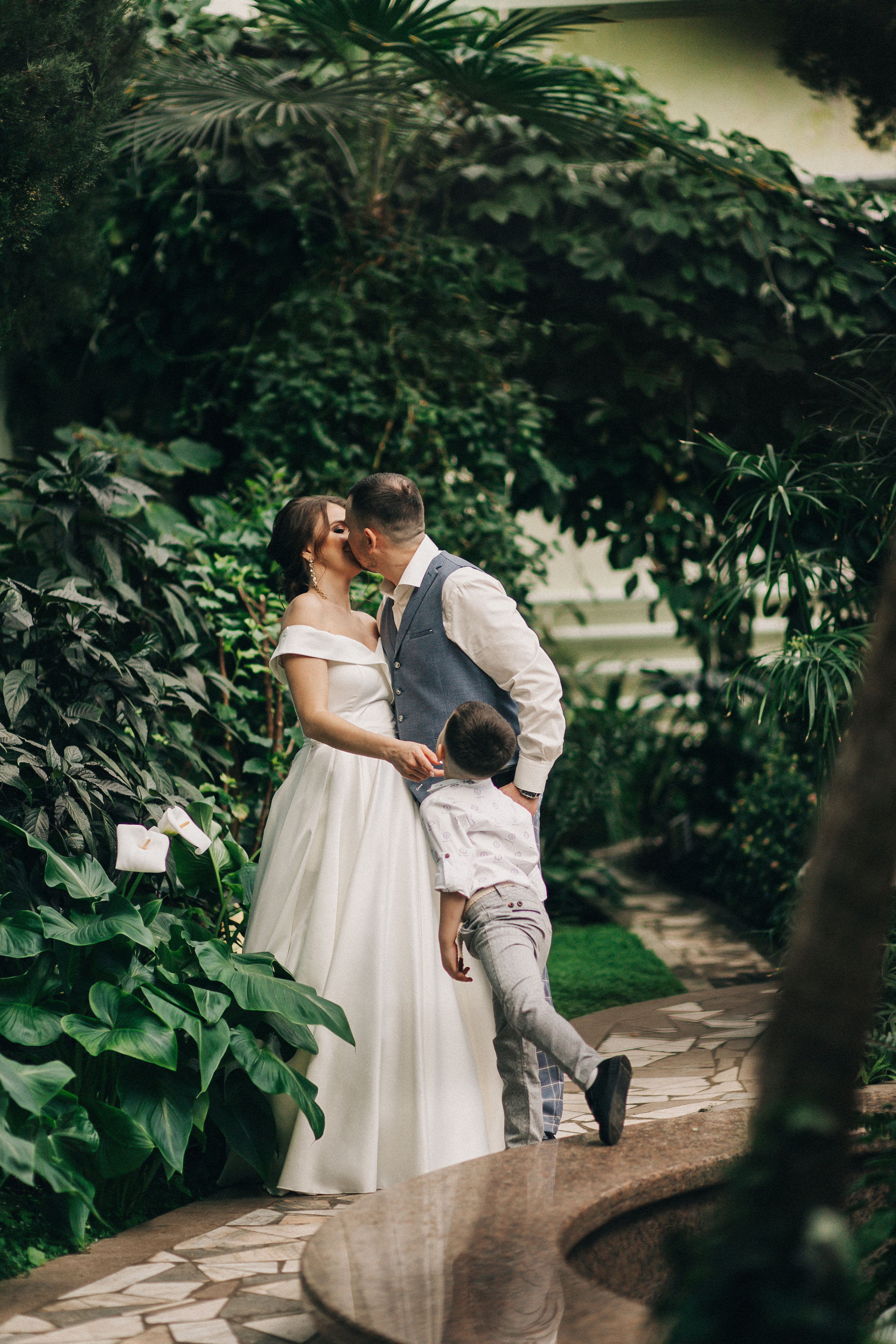 Мария, Михаил в зимнем саду. Свадебный фотограф Юлия Сарапульцева, Ижевск