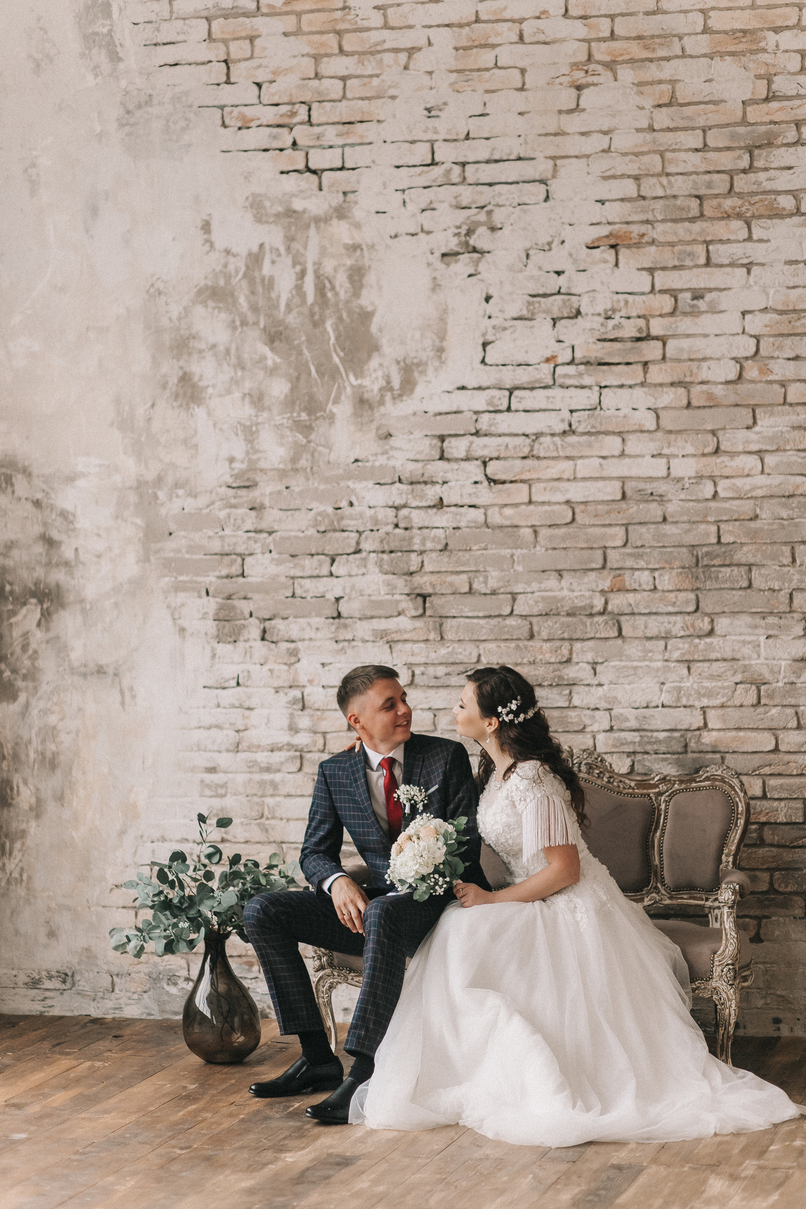 Анастасия и Вячеслав в студии и Бобровой долине. Свадебный фотограф Юлия Сарапульцева, Ижевск