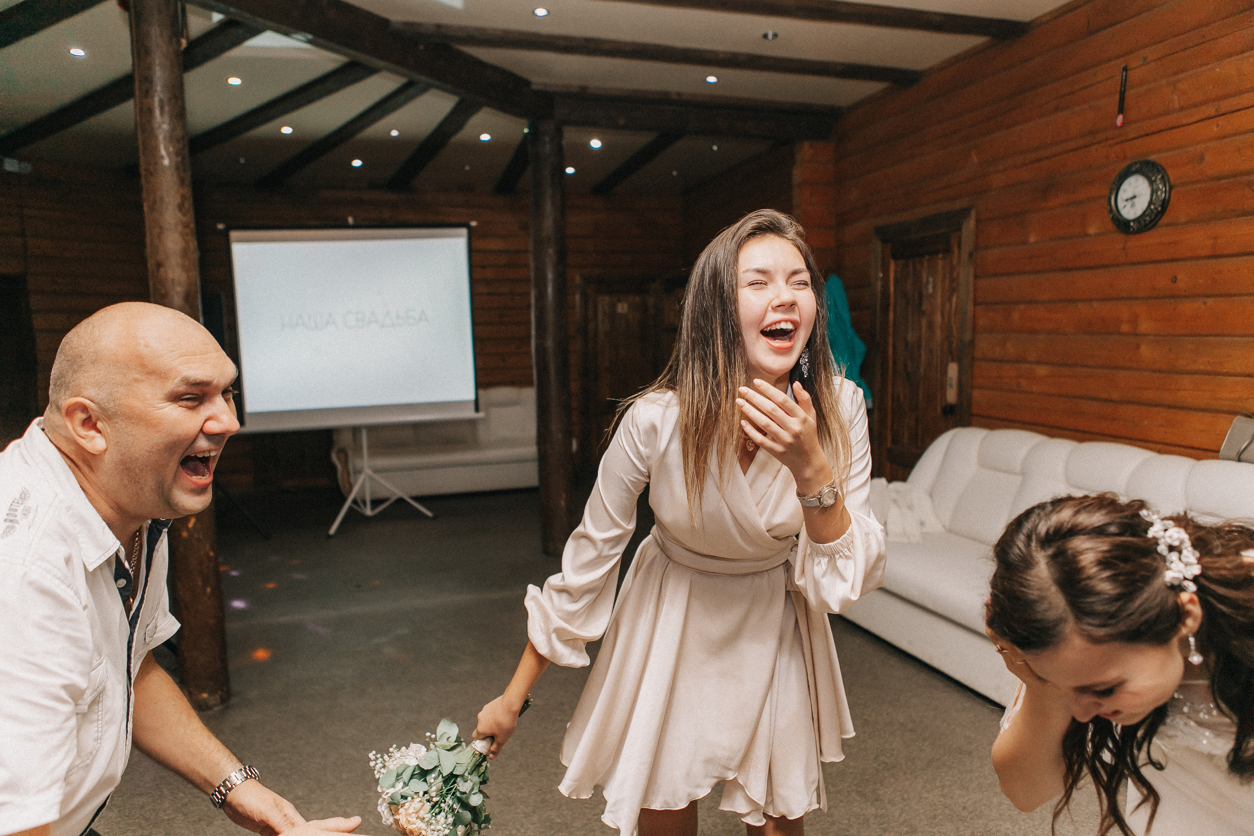 Анастасия и Вячеслав в студии и Бобровой долине. Свадебный фотограф Юлия Сарапульцева, Ижевск