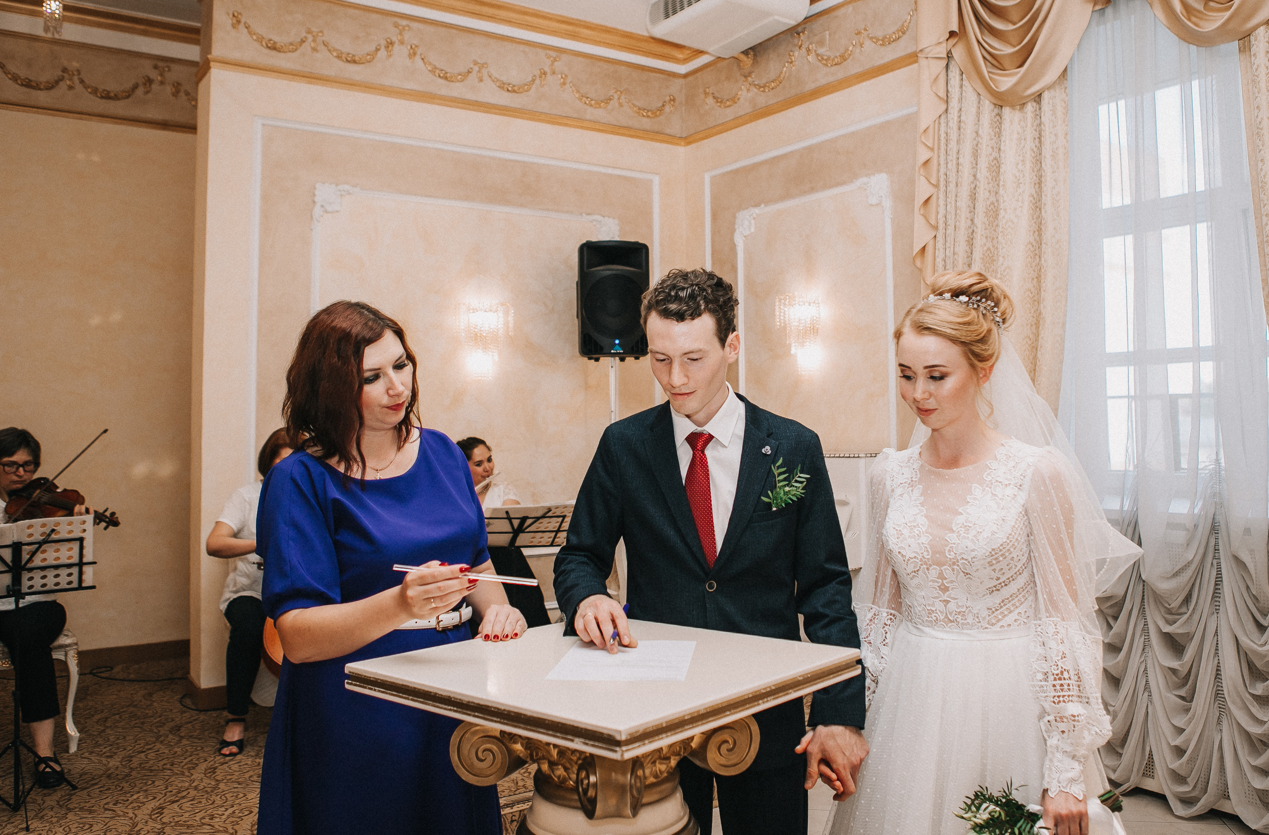 Руслан и Мария, парк Кирова, Ижсталь. Свадебный фотограф Юлия Сарапульцева, Ижевск