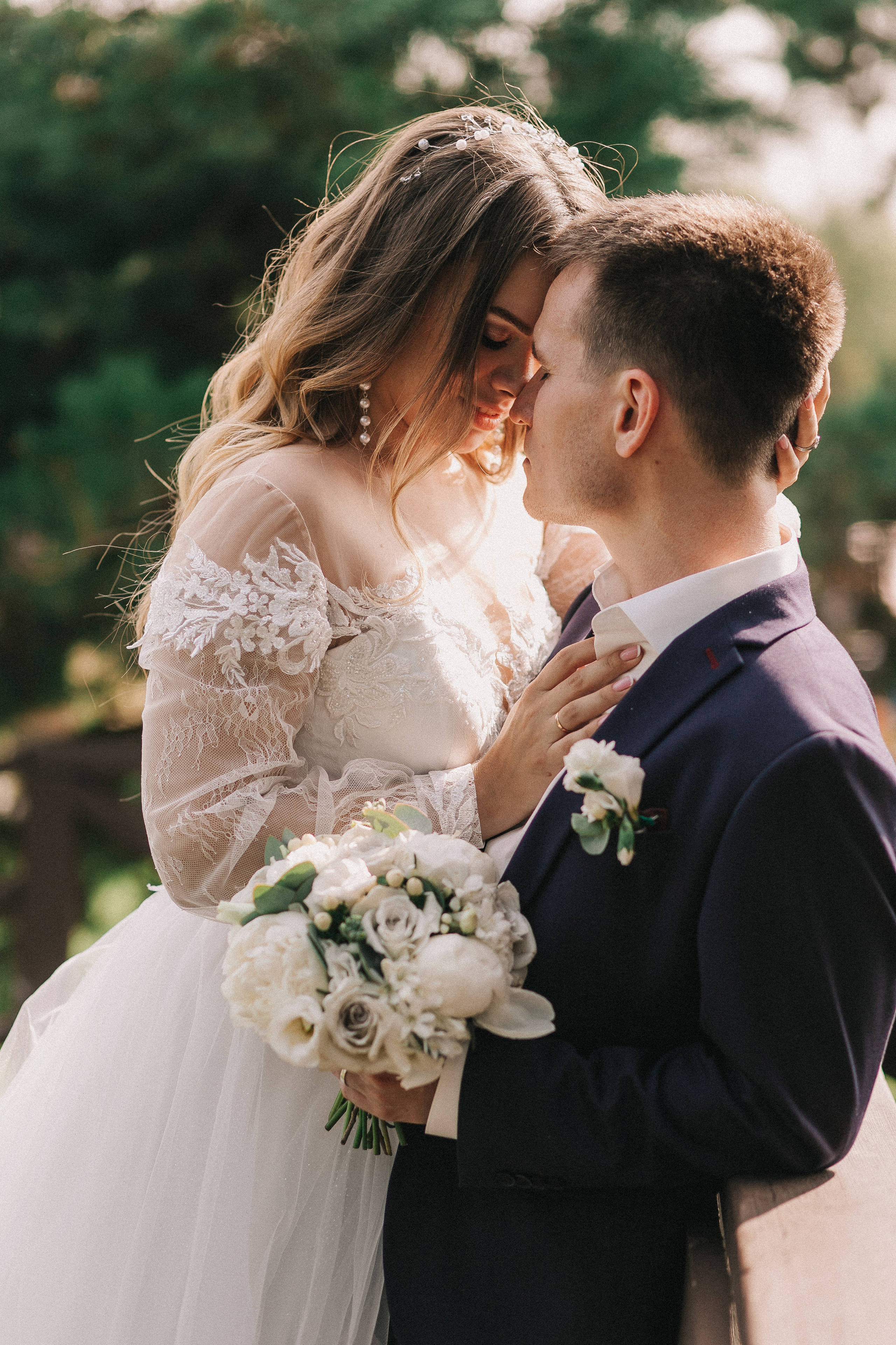 Татьяна и Никита, студия, парк. Свадебный фотограф Юлия Сарапульцева, Ижевск