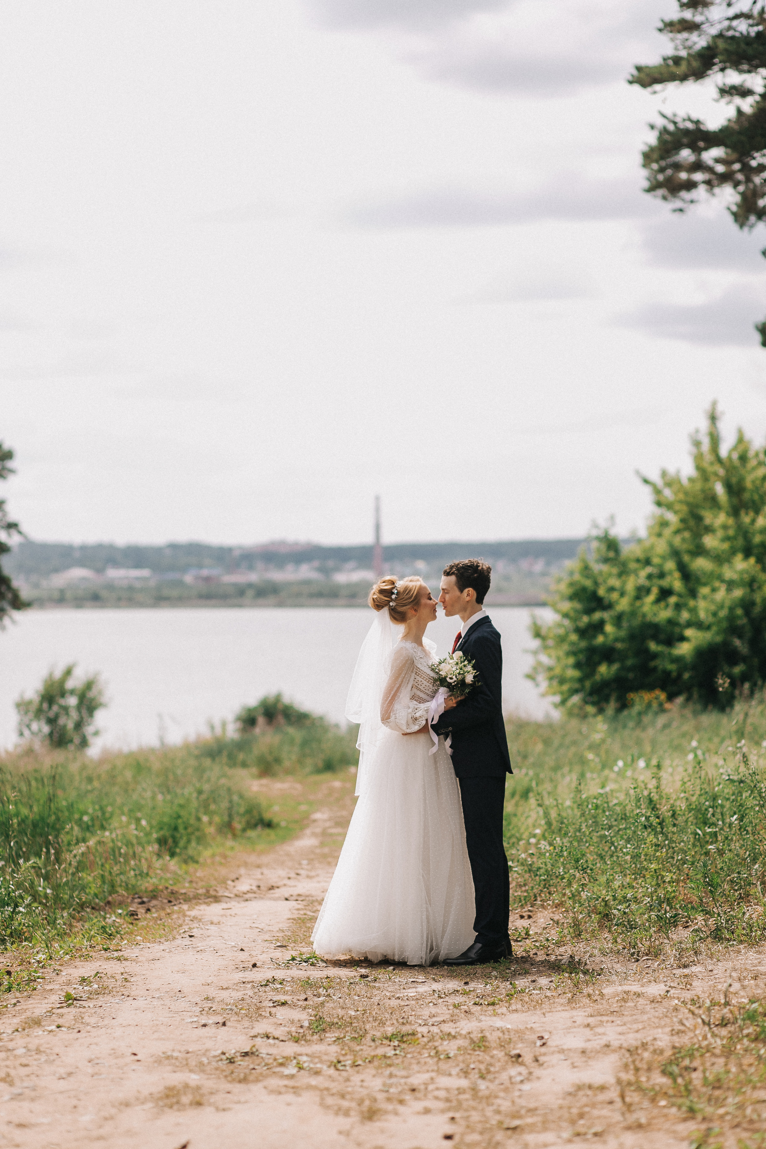 Руслан и Мария, парк Кирова, Ижсталь. Свадебный фотограф Юлия Сарапульцева, Ижевск