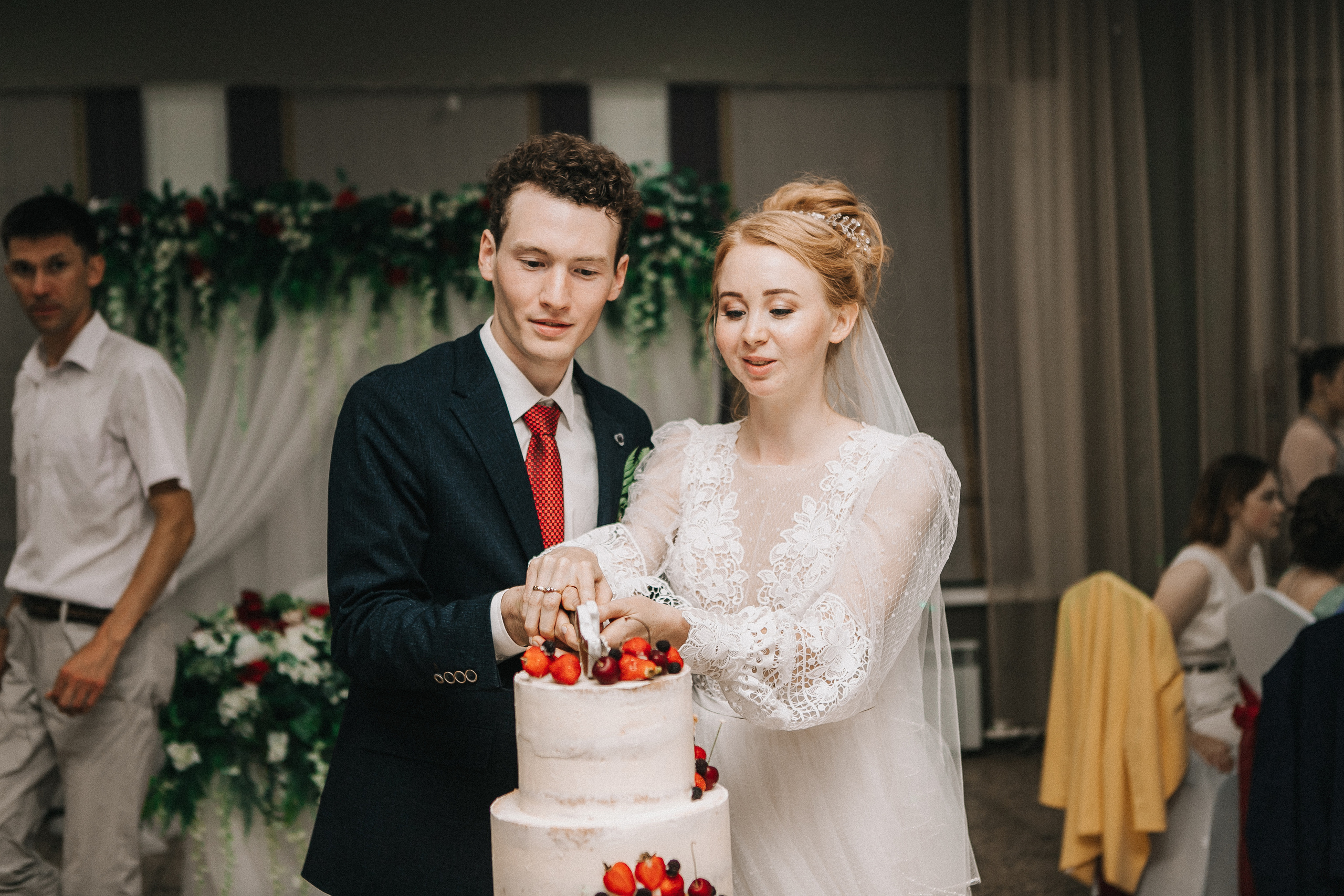 Руслан и Мария, парк Кирова, Ижсталь. Свадебный фотограф Юлия Сарапульцева, Ижевск