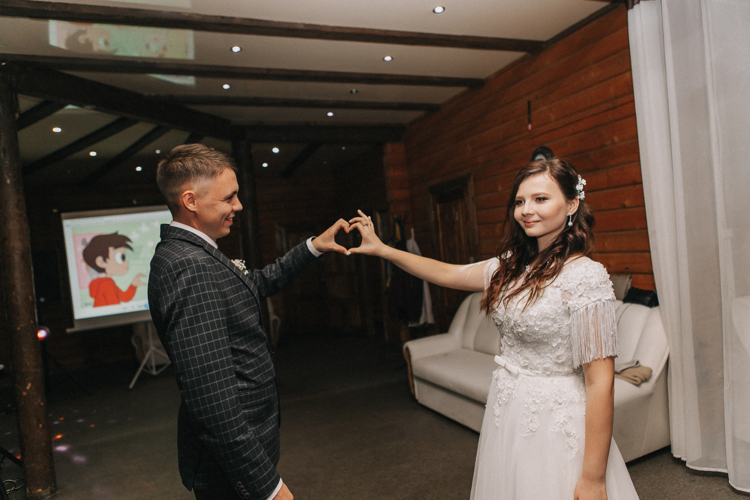 Анастасия и Вячеслав в студии и Бобровой долине. Свадебный фотограф Юлия Сарапульцева, Ижевск