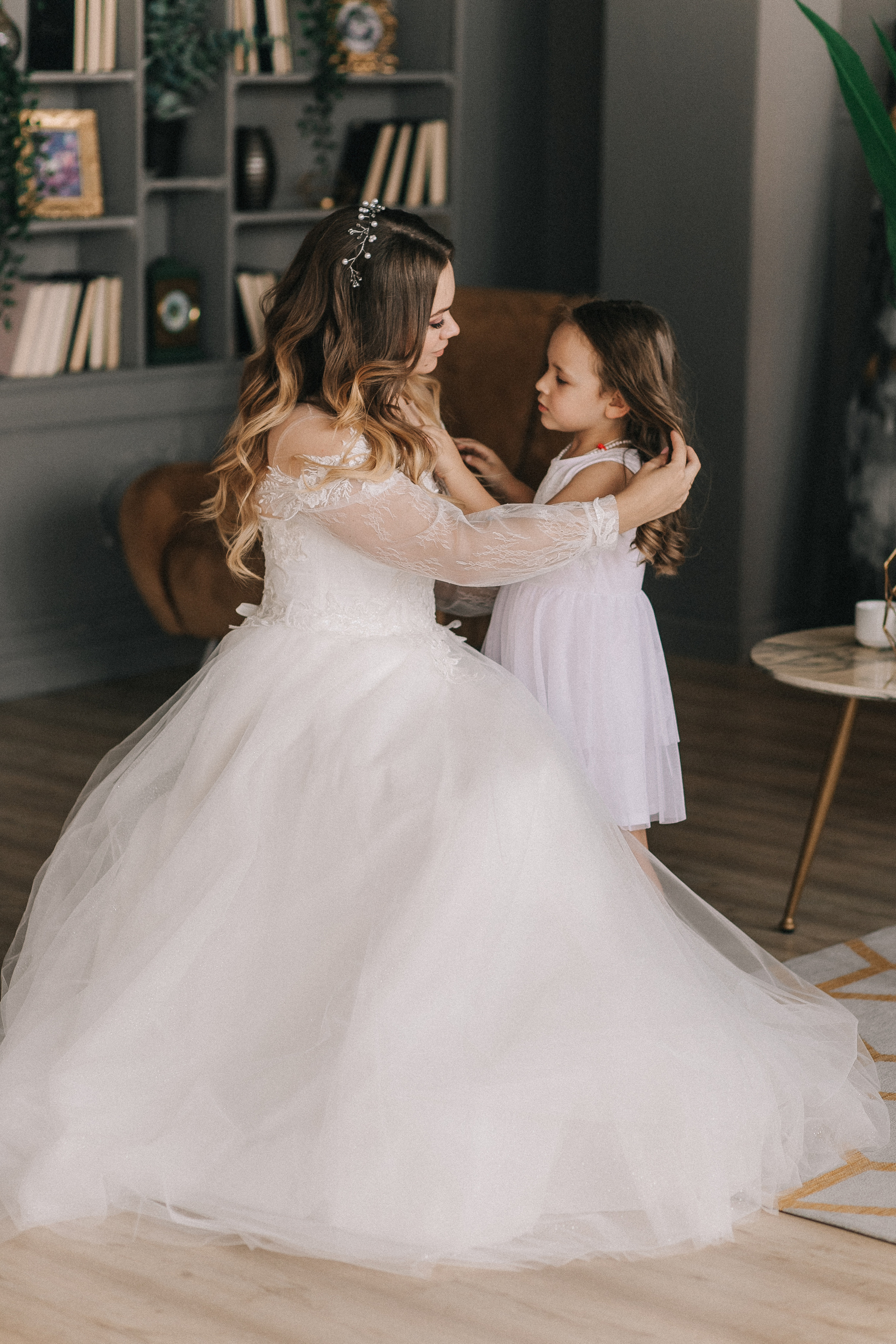 Татьяна и Никита, студия, парк. Свадебный фотограф Юлия Сарапульцева, Ижевск