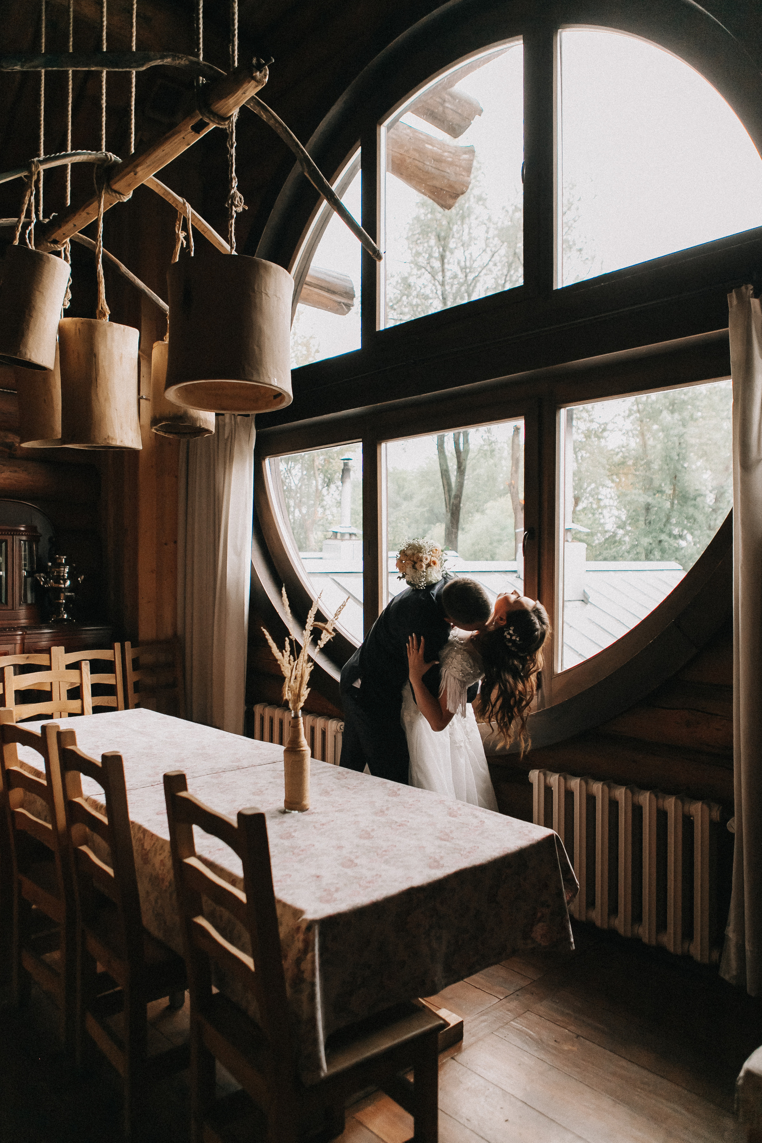 Анастасия и Вячеслав в студии и Бобровой долине. Свадебный фотограф Юлия Сарапульцева, Ижевск