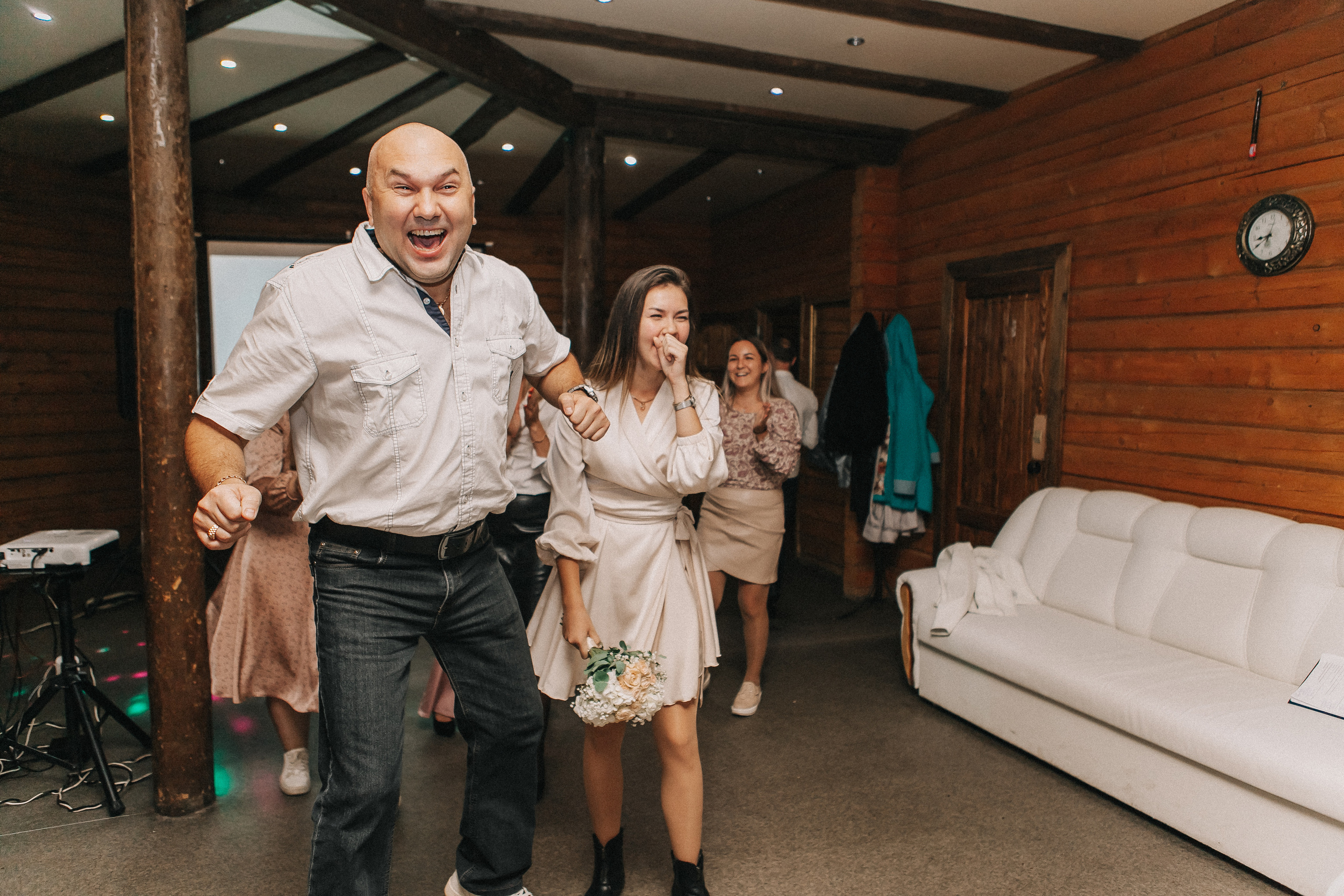 Анастасия и Вячеслав в студии и Бобровой долине. Свадебный фотограф Юлия Сарапульцева, Ижевск