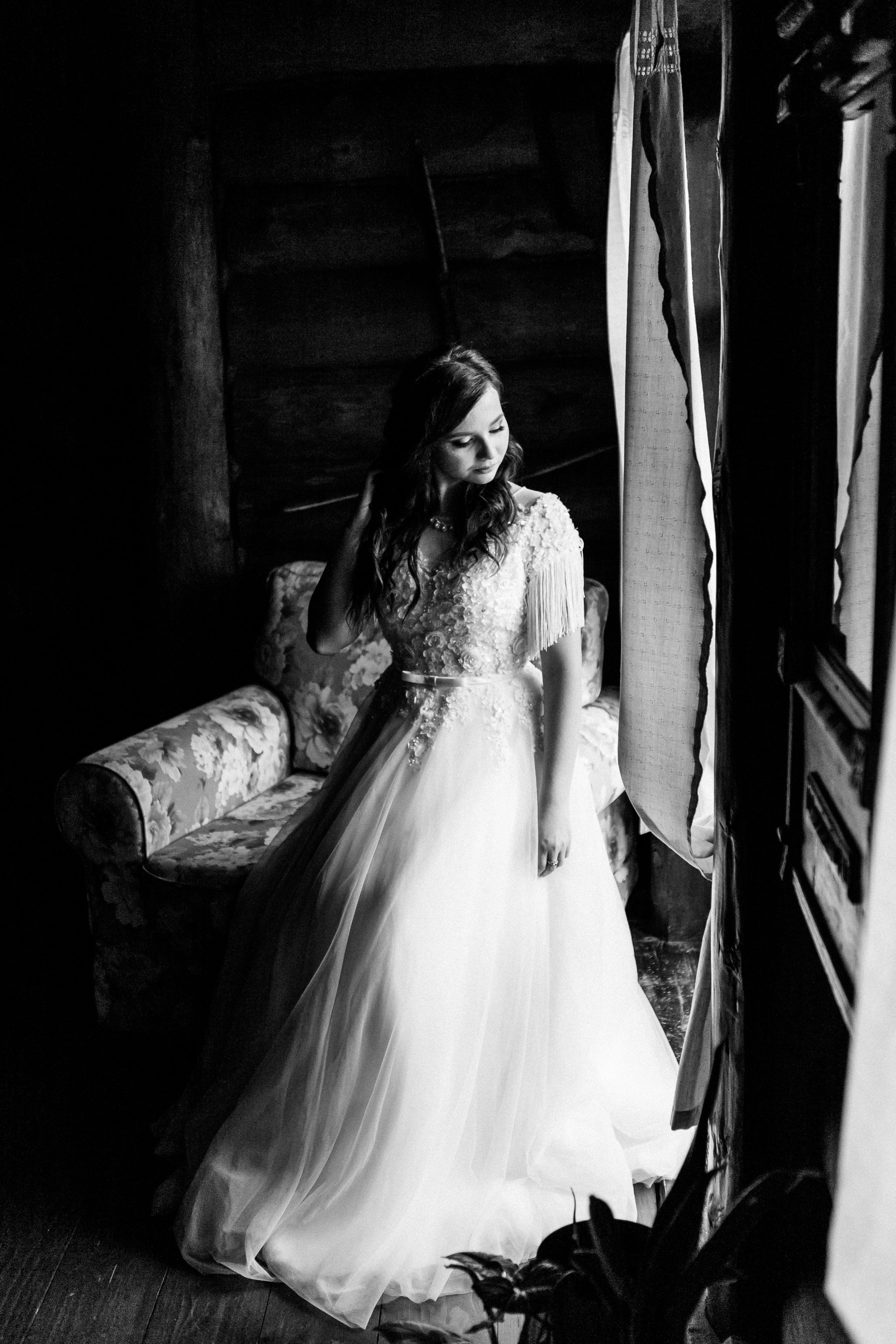 Анастасия и Вячеслав в студии и Бобровой долине. Свадебный фотограф Юлия Сарапульцева, Ижевск