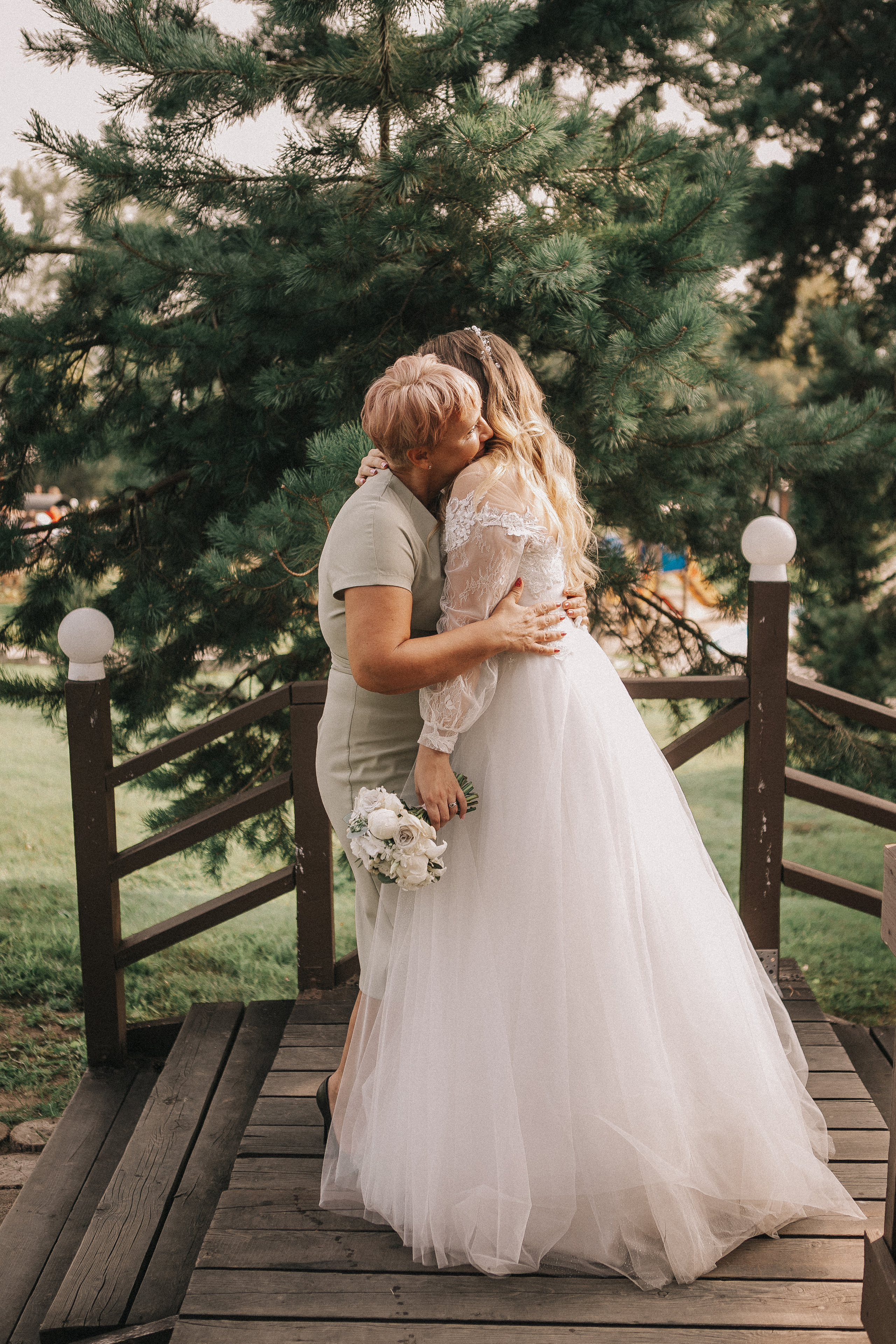 Татьяна и Никита, студия, парк. Свадебный фотограф Юлия Сарапульцева, Ижевск