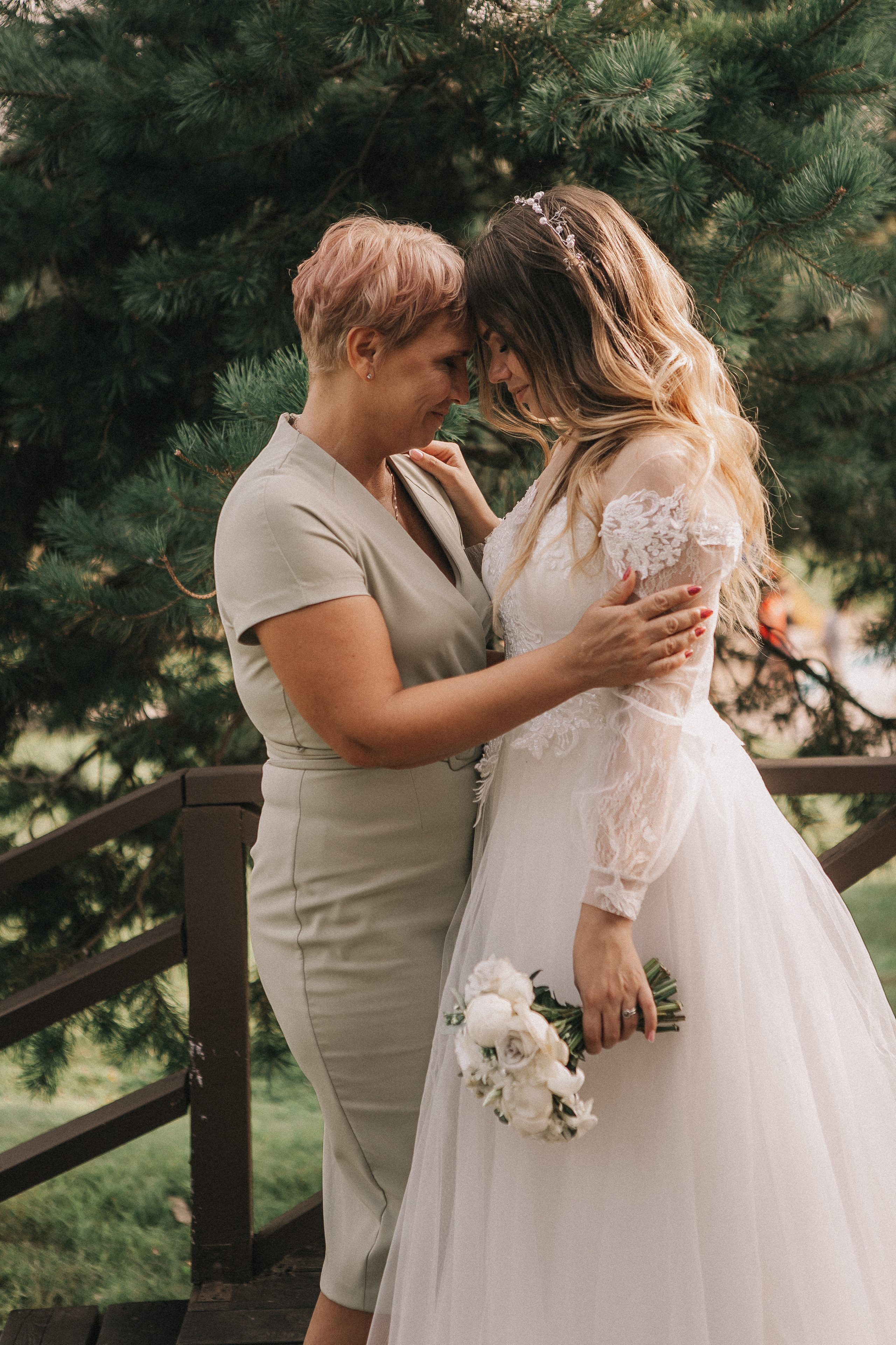 Татьяна и Никита, студия, парк. Свадебный фотограф Юлия Сарапульцева, Ижевск