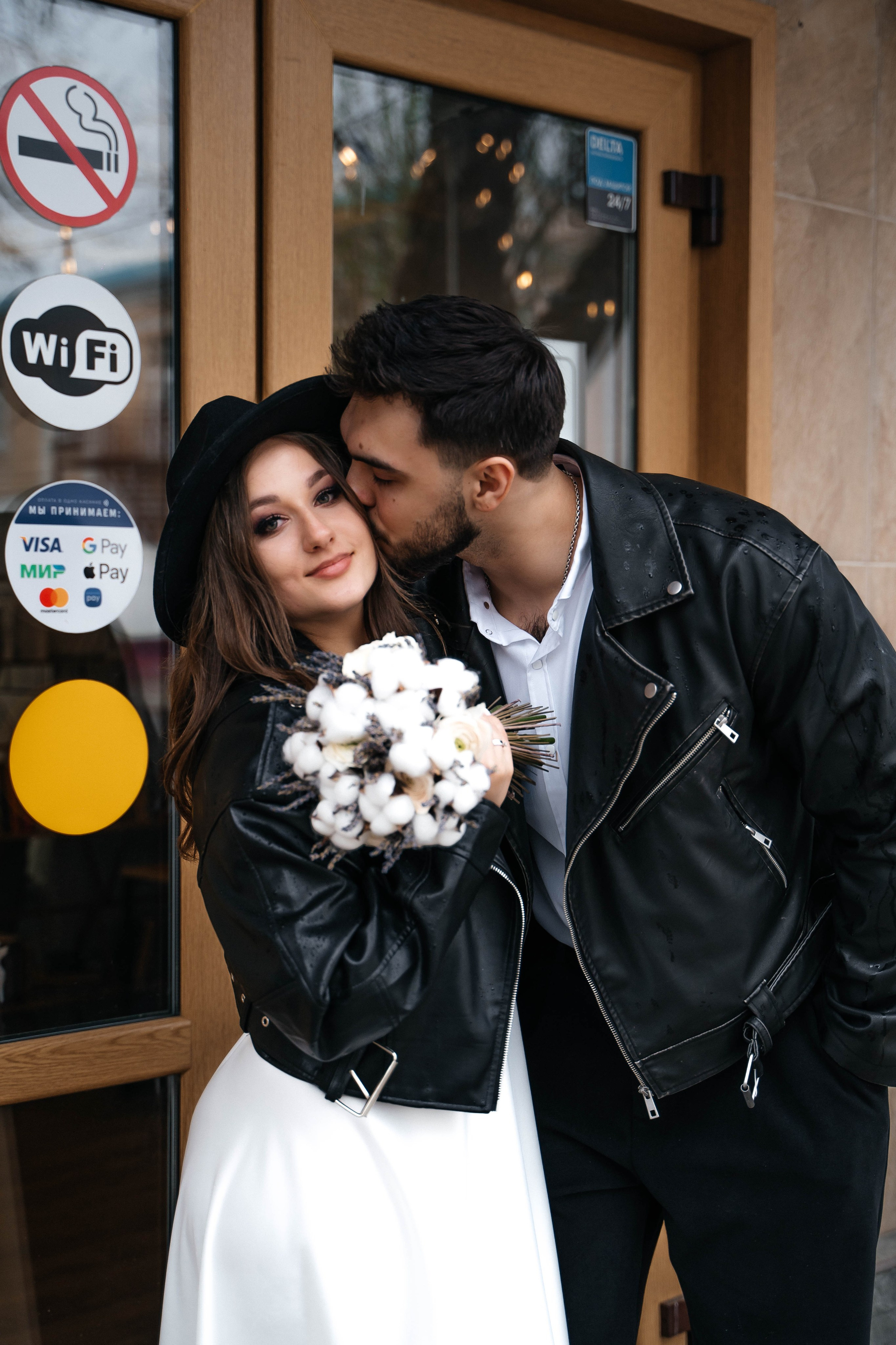 Никита и Лика — дождь, гранж, любовь. Свадебный и семейный фотограф