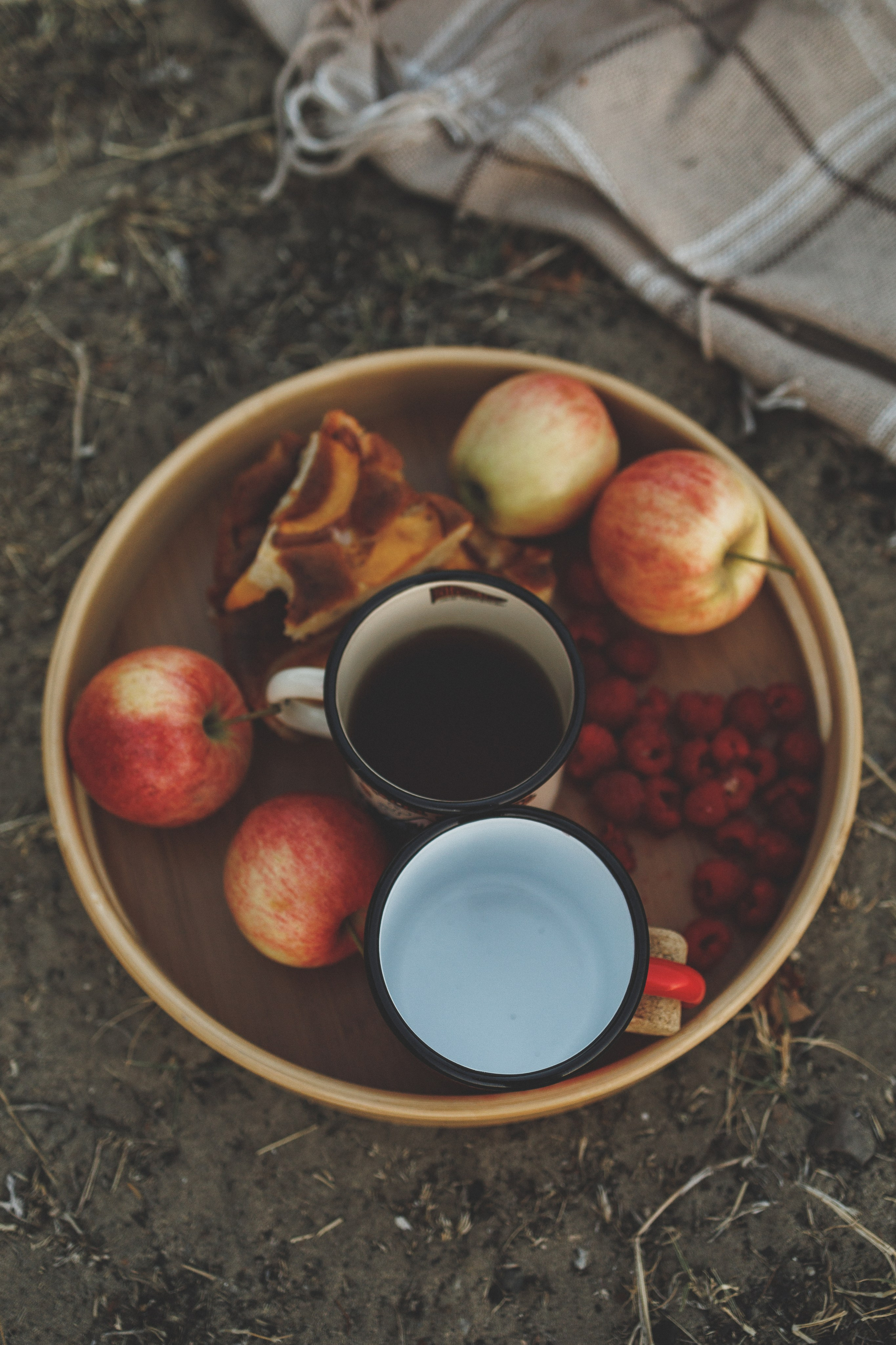 Пикник со светящимся шалашом. Фотограф в Дагестане Кира Молькова