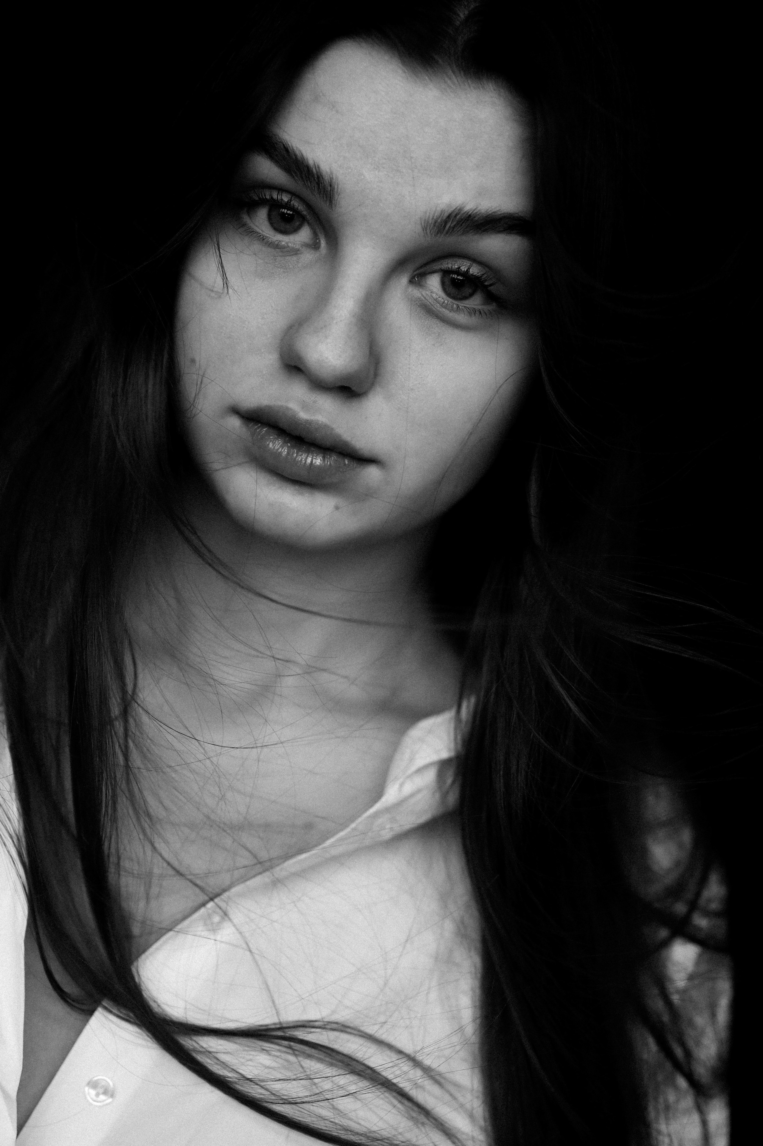 Женский портрет. Главная