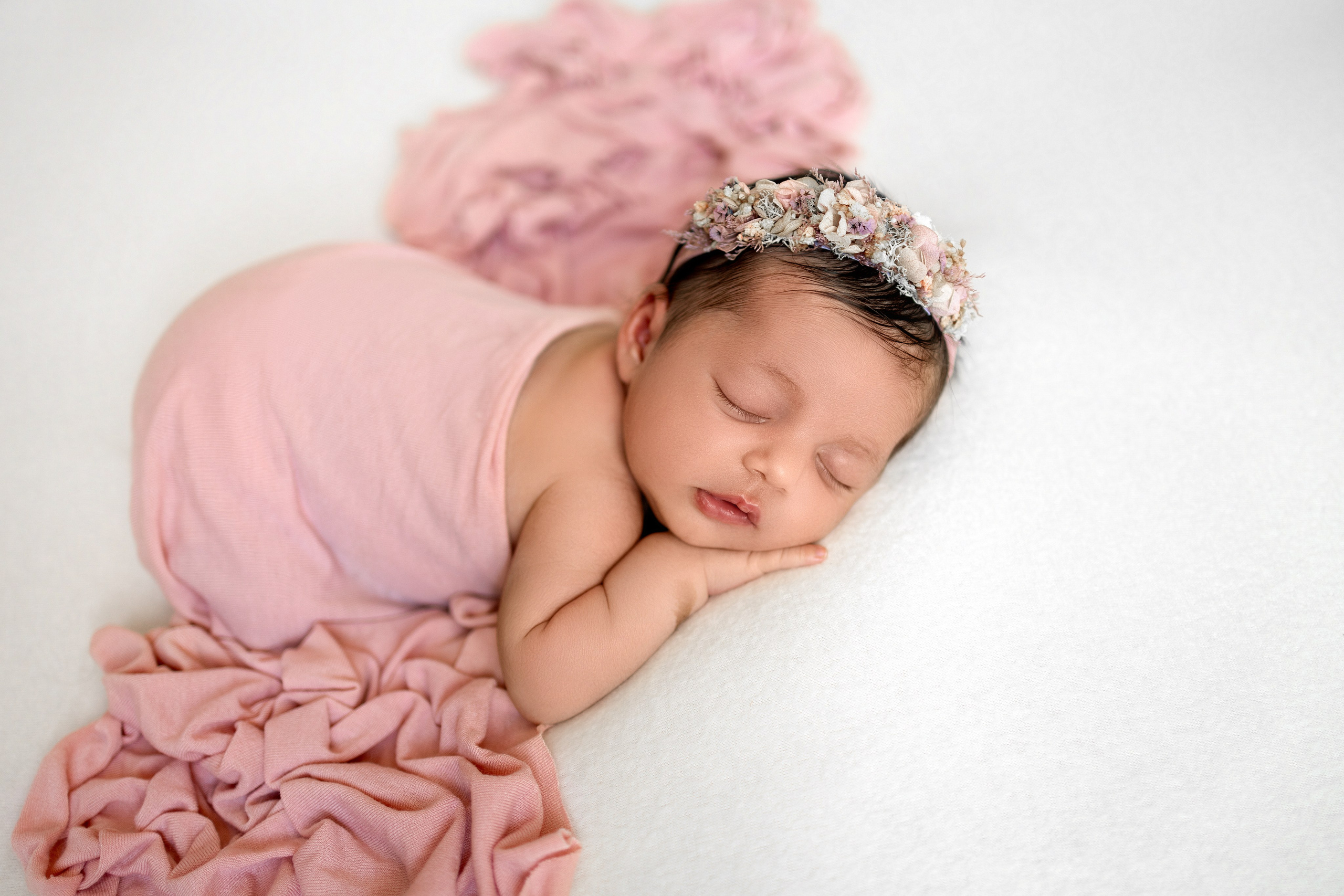 Новорожденные. Фотограф новорожденных в г. Ростове-на-Дону Инна Дурасова