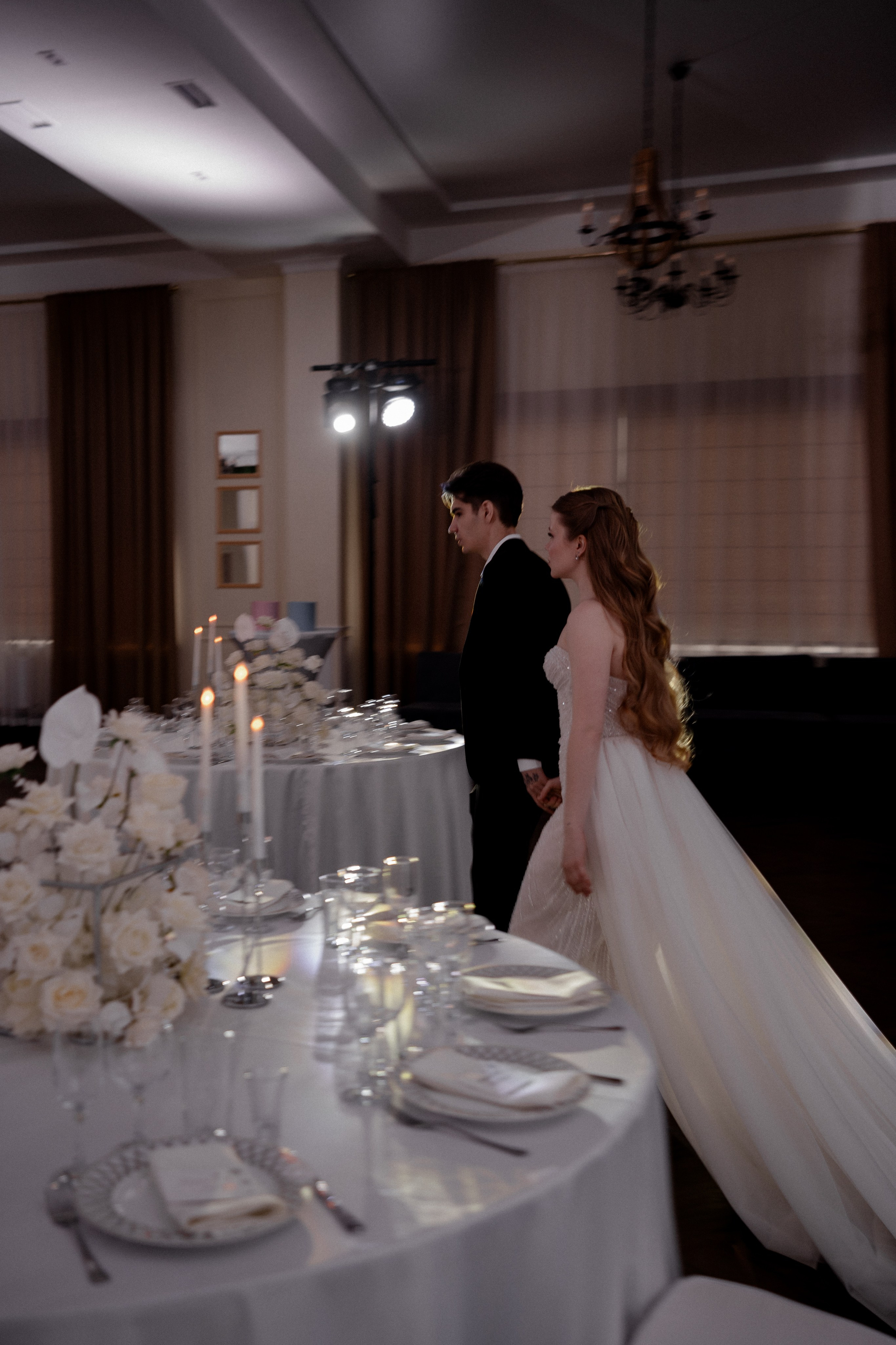 СВАДЕБНАЯ СЬЕМКА СБОРОВ В ОТЕЛЕ И ВЫЕЗД НА ЦЕРЕМОНИЮ (СНЯТО В СИБИРЕ В НИЖНЕВАРТОВСКЕ). Профессиональный фотограф, Санкт-Петербург — Виктория Богомолова