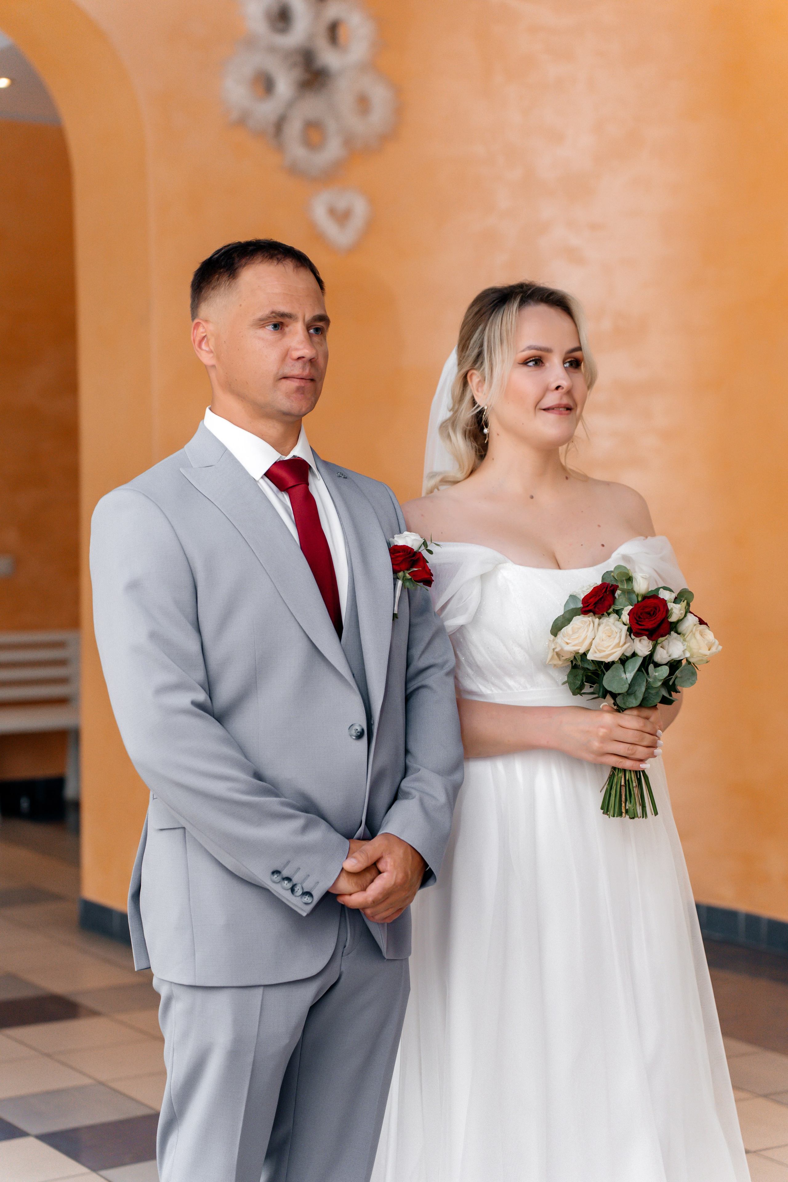 ЗАГС Партизанского района (большой зал). Ваш семейный фотограф в Минске — Вика Трегубова