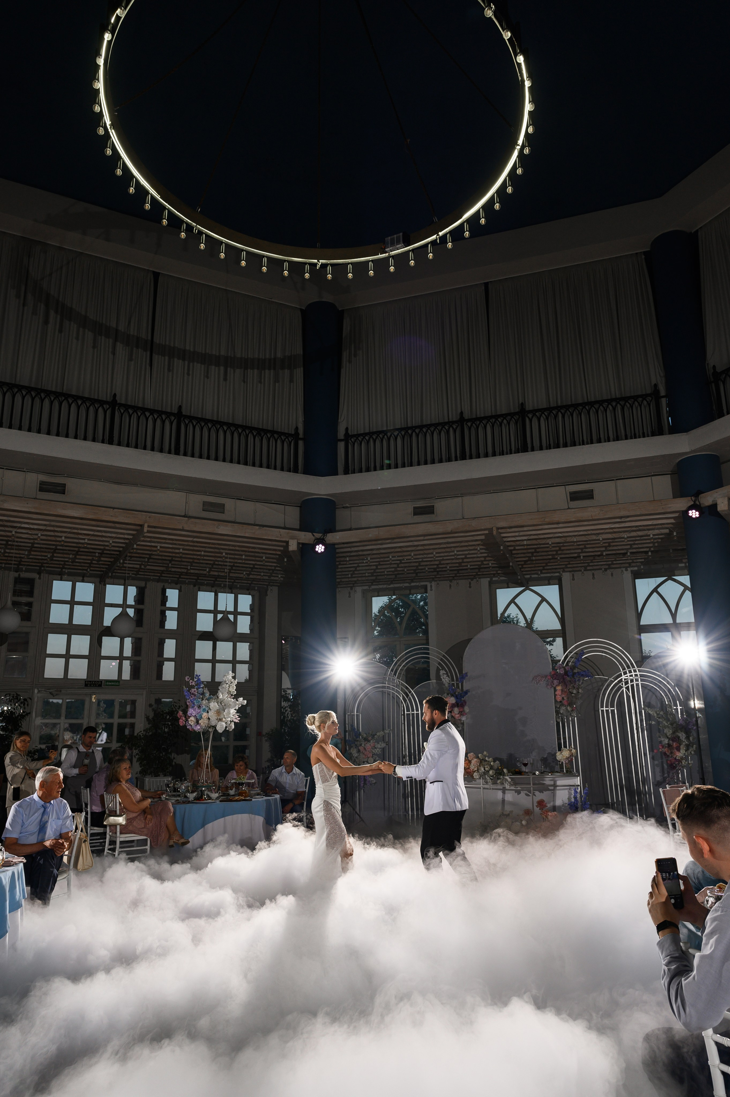 Свадебная фотосессия в Марриотт Империал Плаза. Свадебный фотограф Москва Юрий Кульман