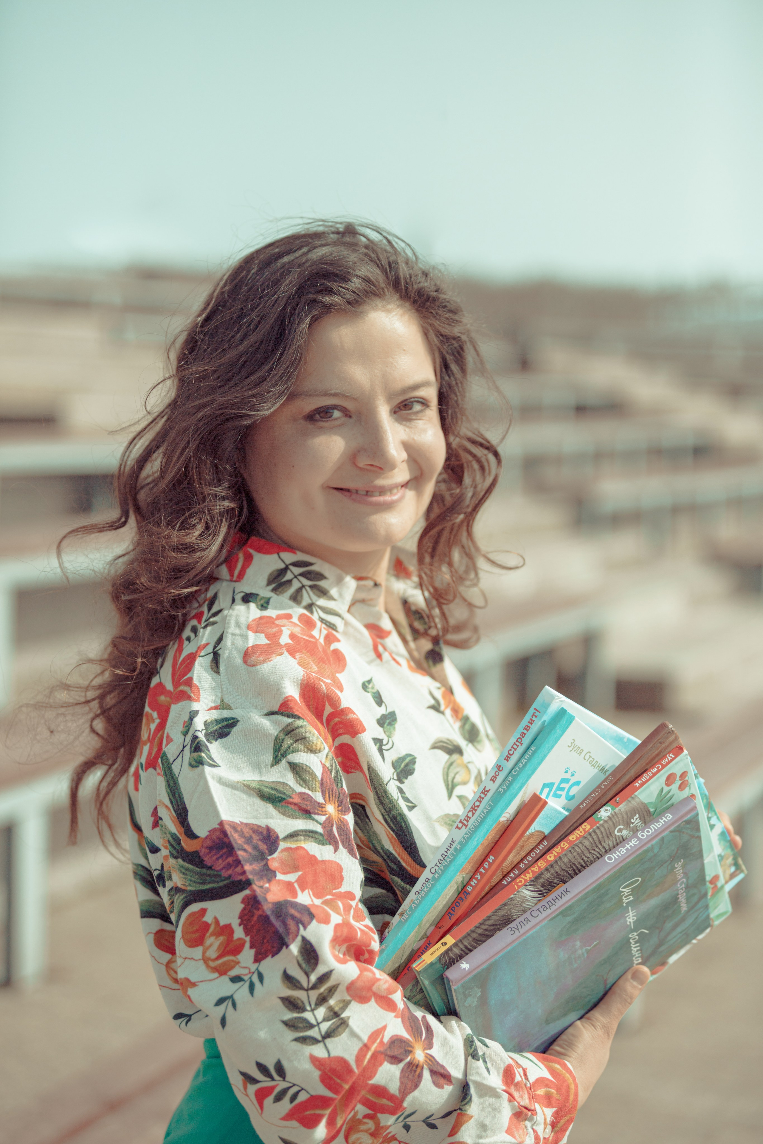 Зуля Стадник, детский писатель. Арт-фотограф Крис Л. в Тобольске: портрет, семейные, свадьбы