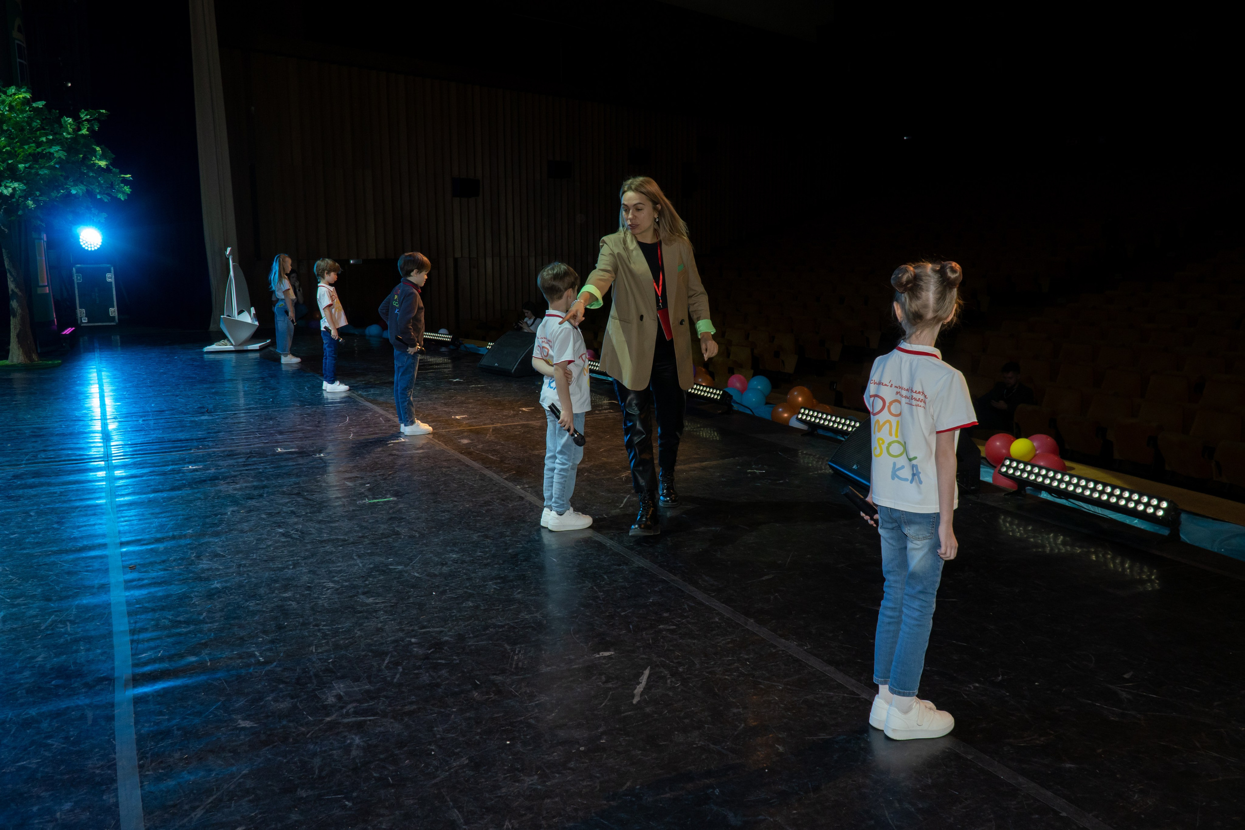 Съёмка концерта для Домисольки, большой концертный зал Космос. «Студия DRONAVT`s» — видеосъёмка и фотография г. Москва