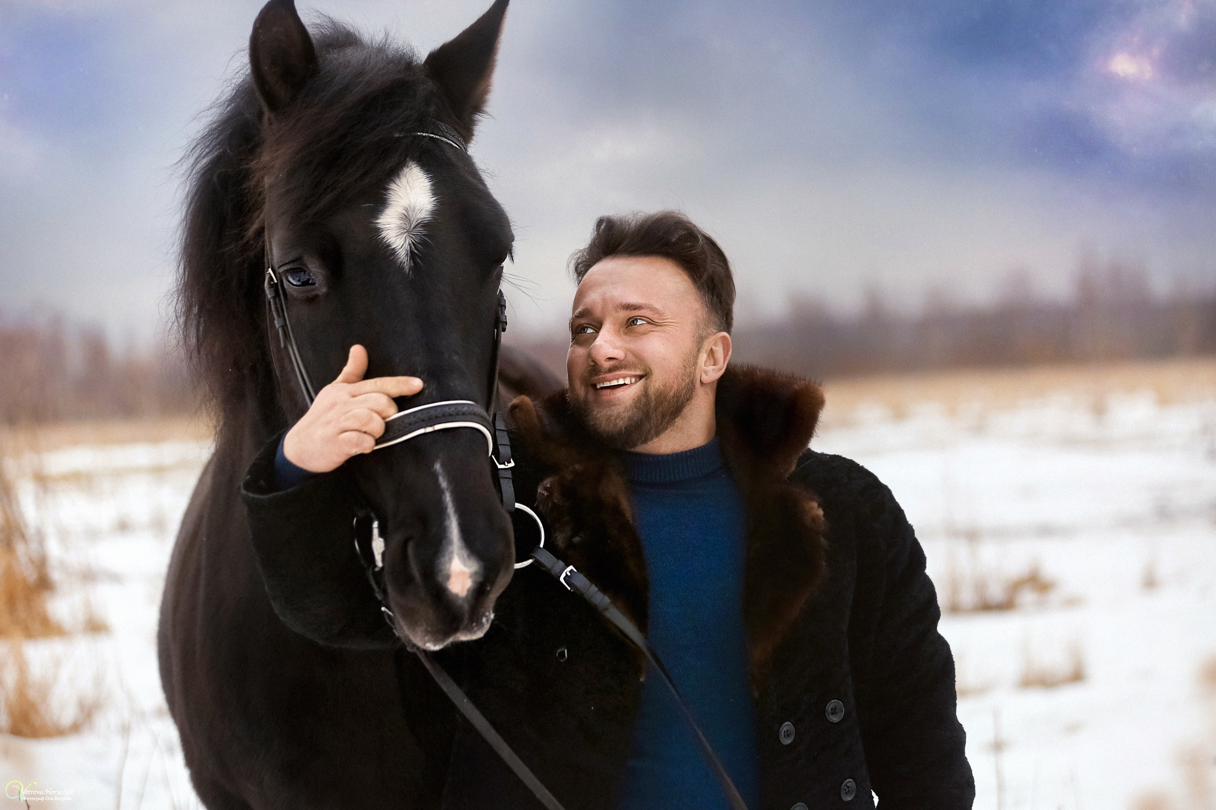 Фотосессии с лошадьми зимой. Фотограф женский и мужской портрет Санкт-Петербург