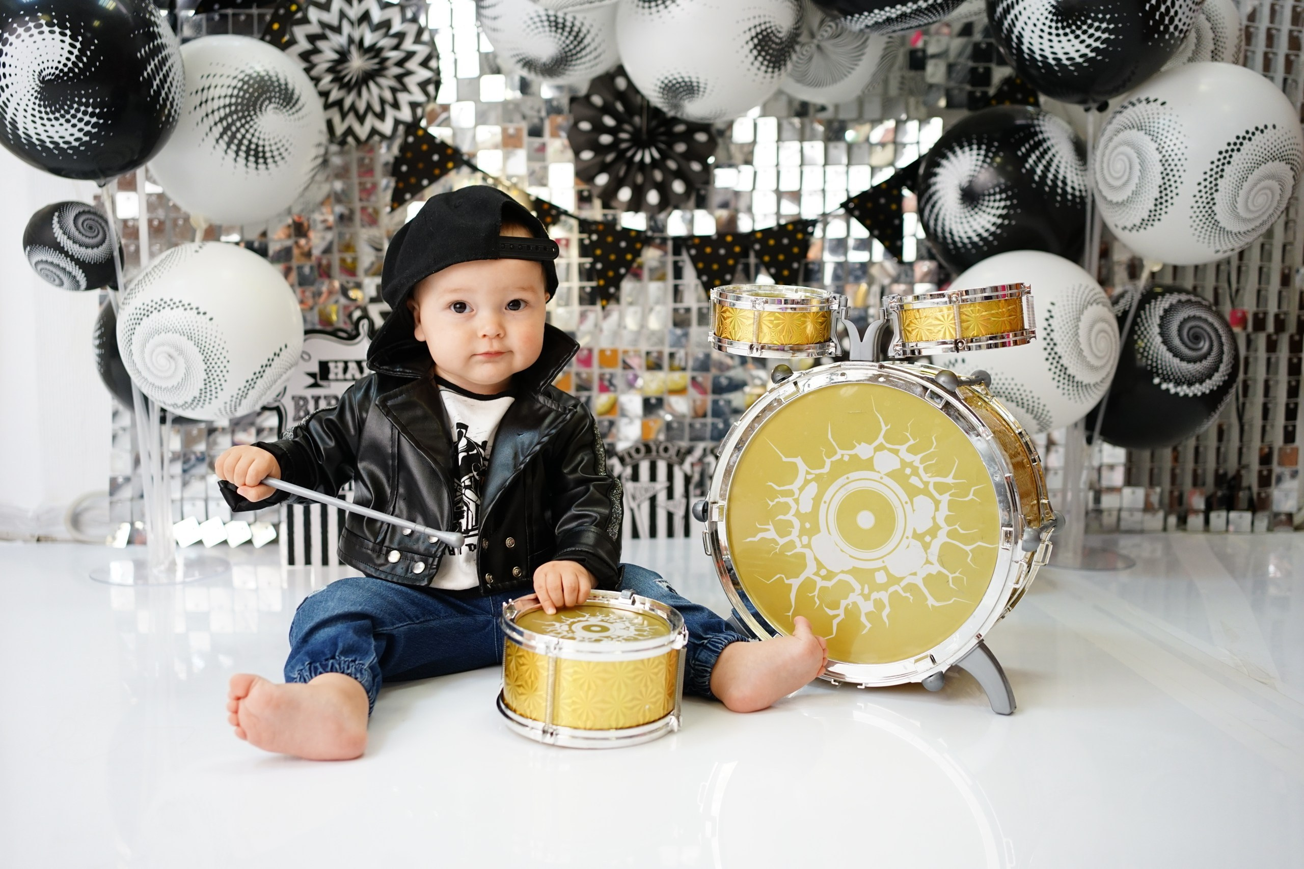 Фотосессия на Годик для Мальчиков. Детская Фотостудия ГОДОВАСИКИ в Санкт-Петербурге фотосесия на годик