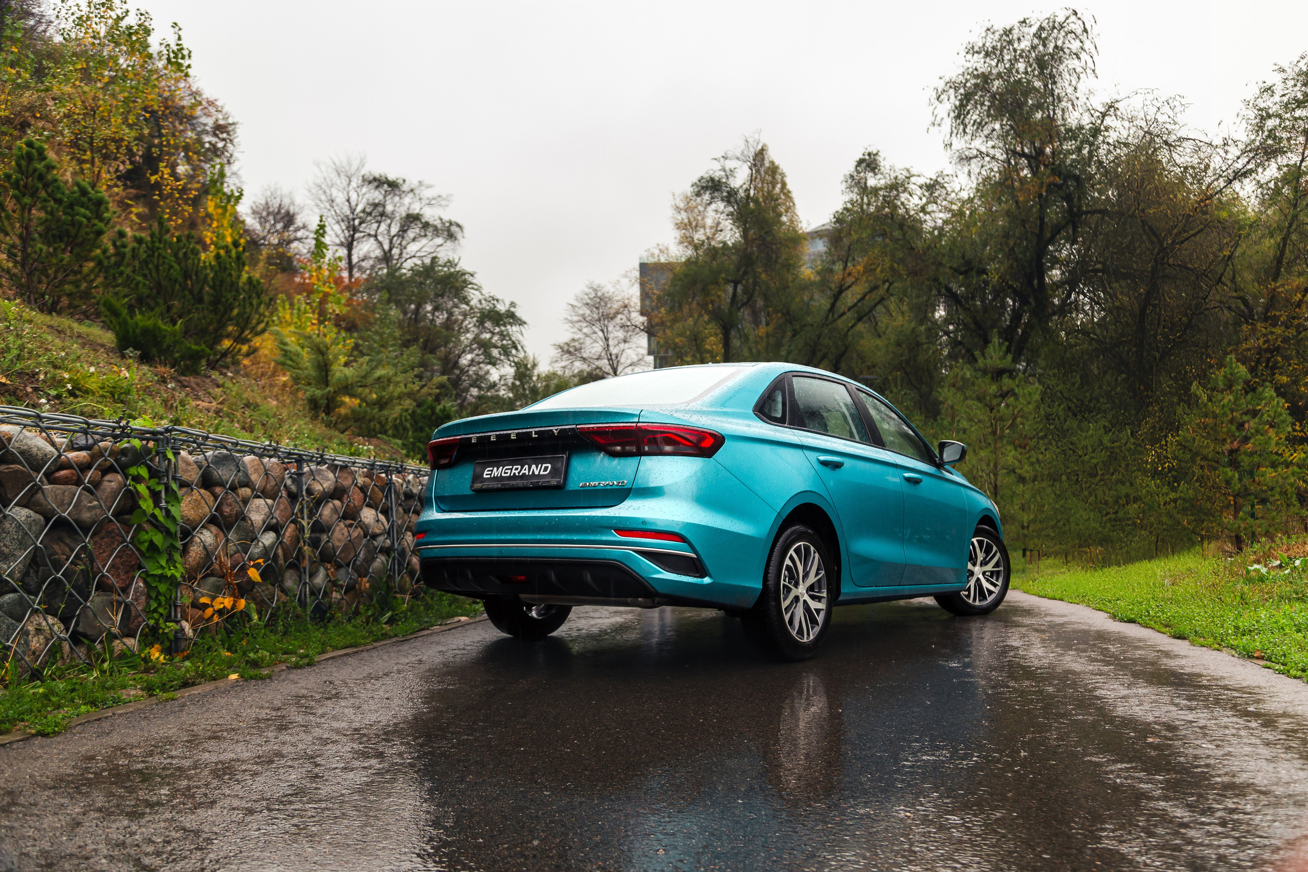 GEELY EMGRAND. Рекламный и портретный фотограф в Алматы — Серекпаев Танирхан